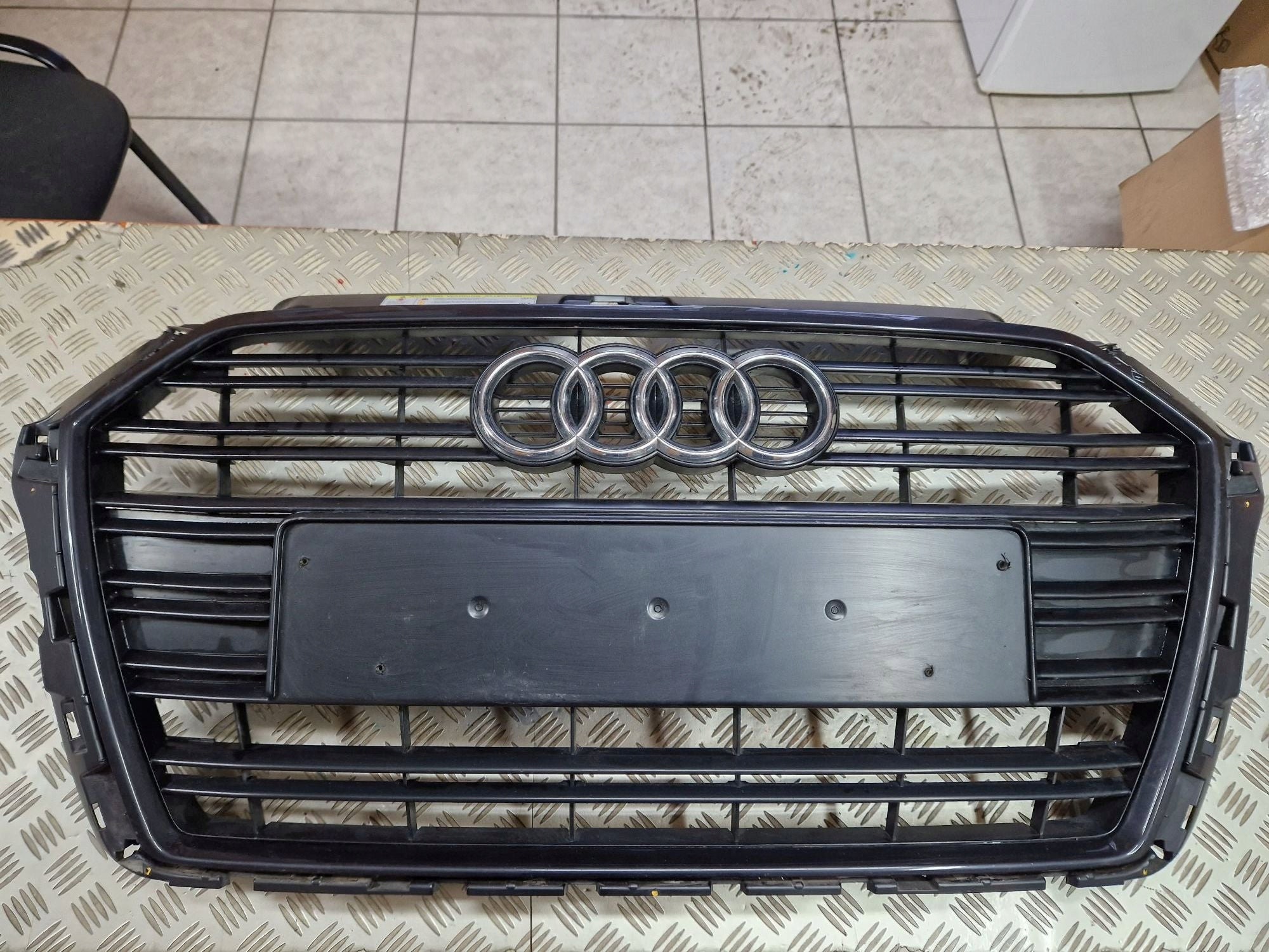 Kühlergrill Audi A3 FRONTGRILL 8V3853651AA Kühlergitter