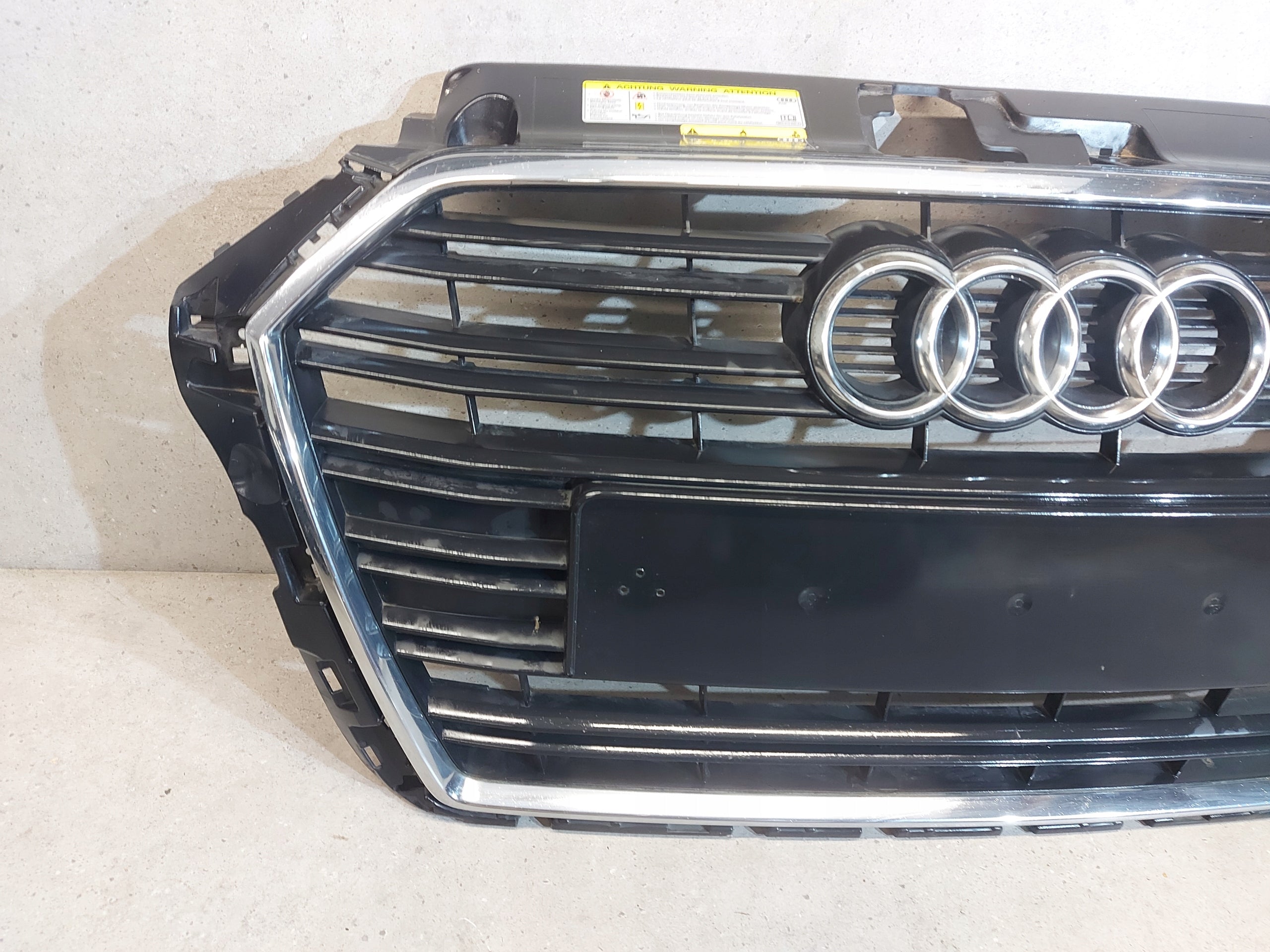 Kühlergrill Audi A3 8V FRONTGRILL 8V3853651AA Kühlergitter