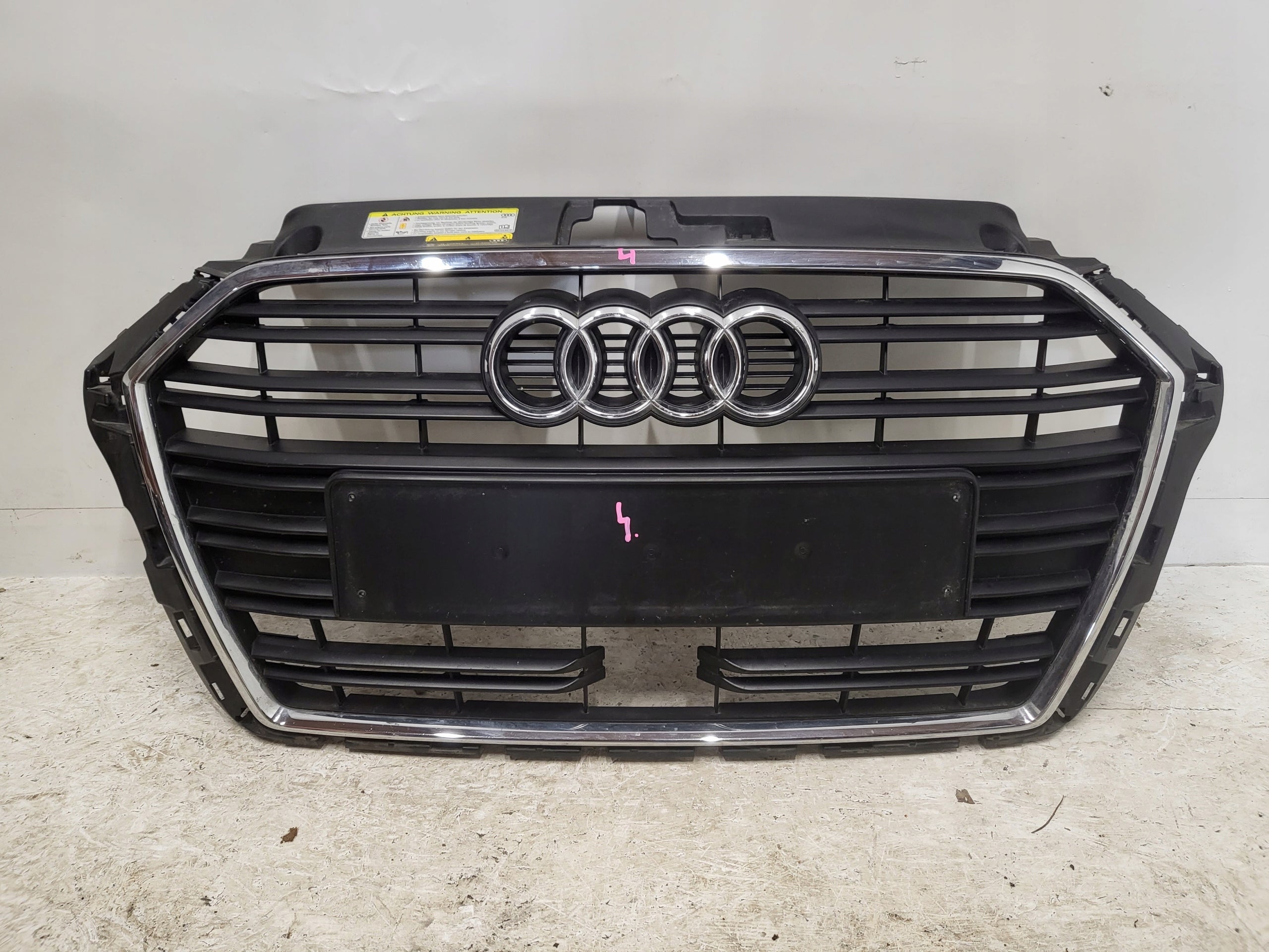  Kühlergrill Audi A3 8V FRONTGRILL 8V3853651AB Kühlergitter product image