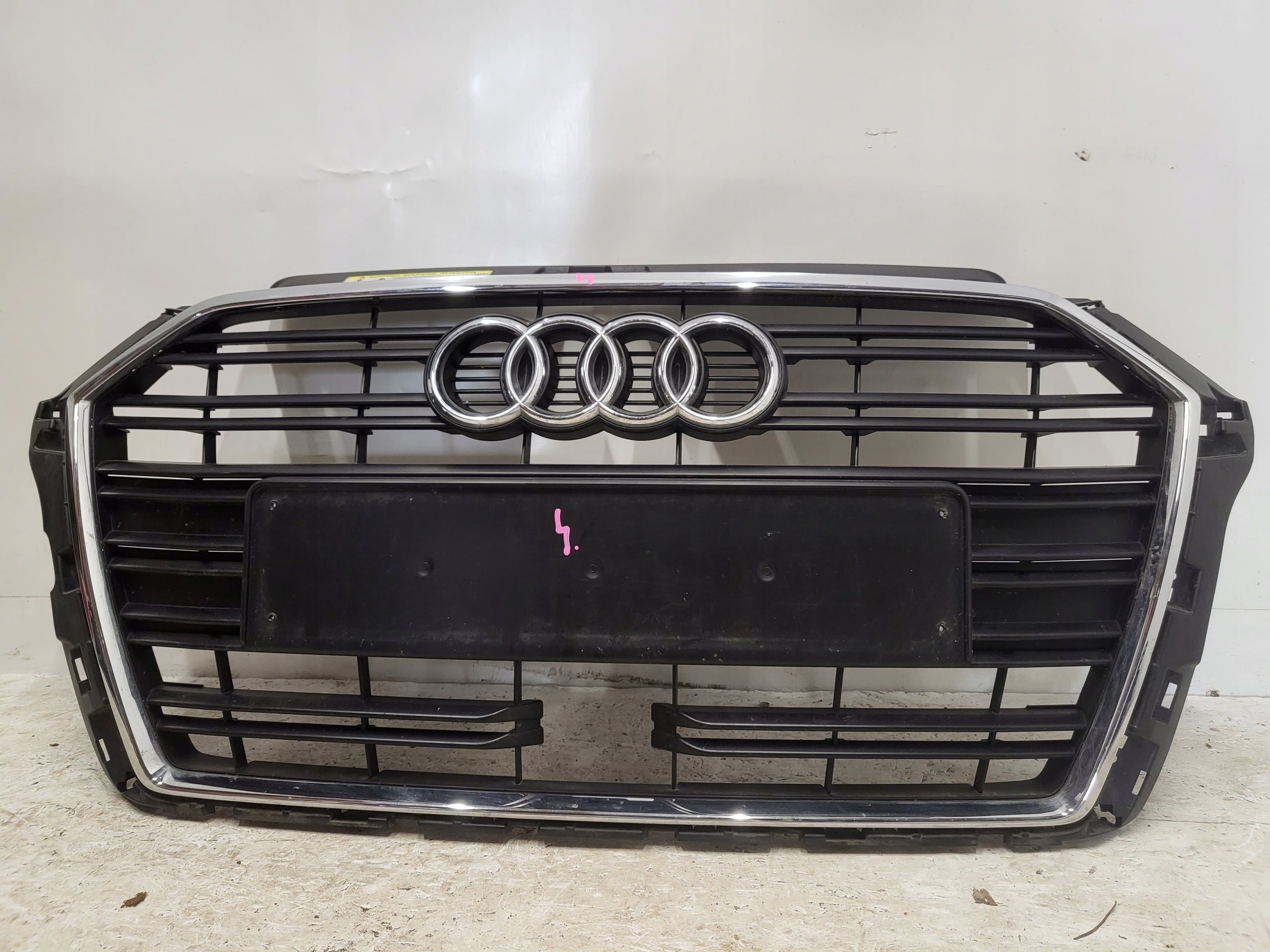 Kühlergrill Audi A3 8V FRONTGRILL 8V3853651AB Kühlergitter