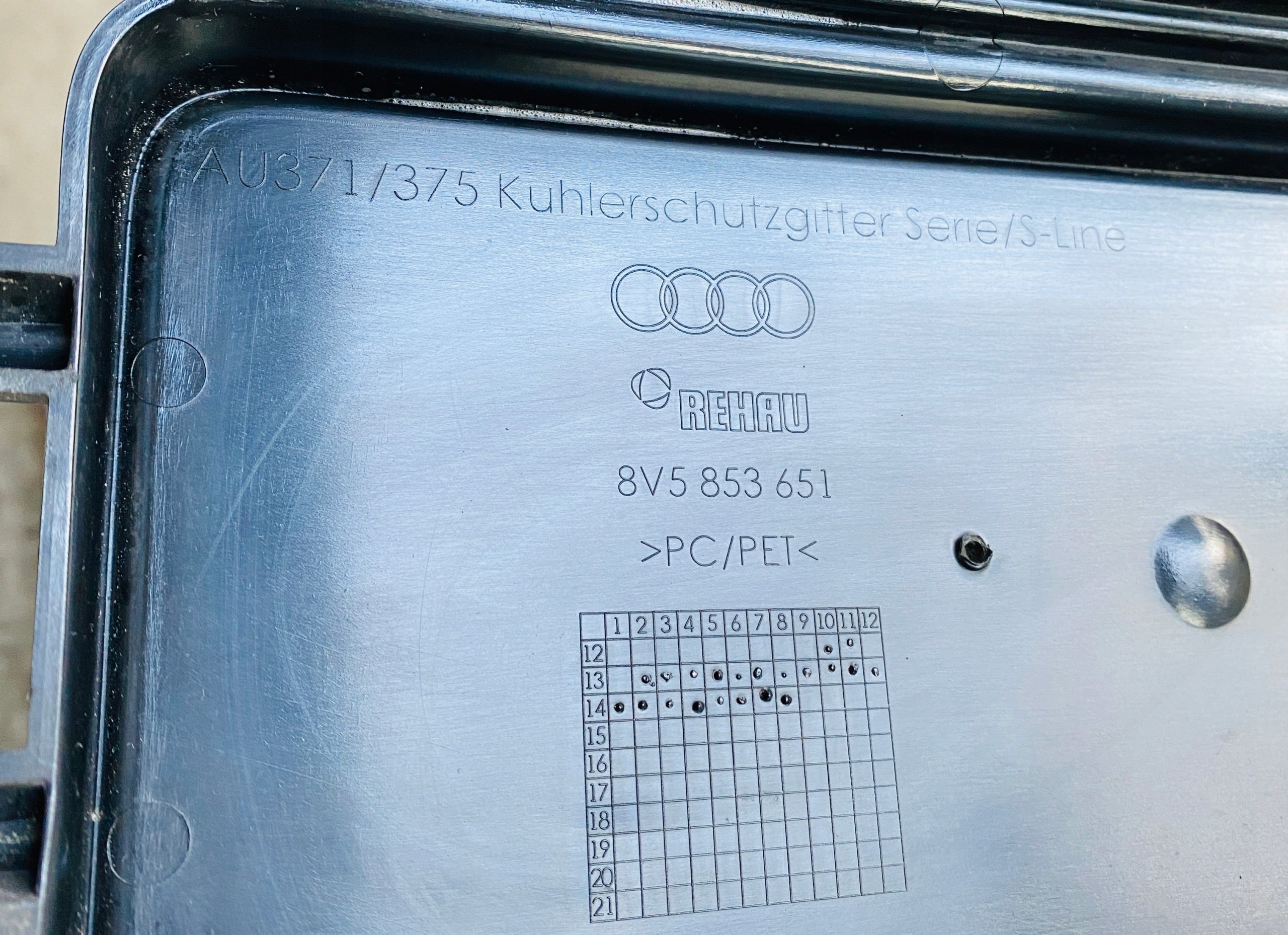 Kühlergrill Audi A3 8V5 FRONTGRILL 8V5853651 Kühlergitter