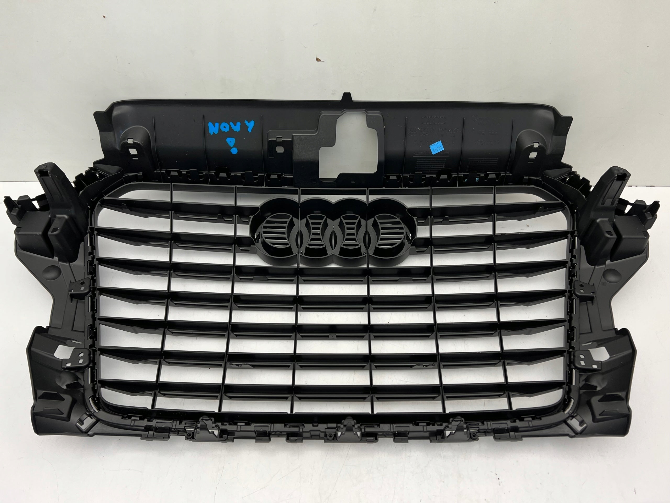 Kühlergrill Audi A3 8V FRONTGRILL 8V5853651BS Kühlergitter