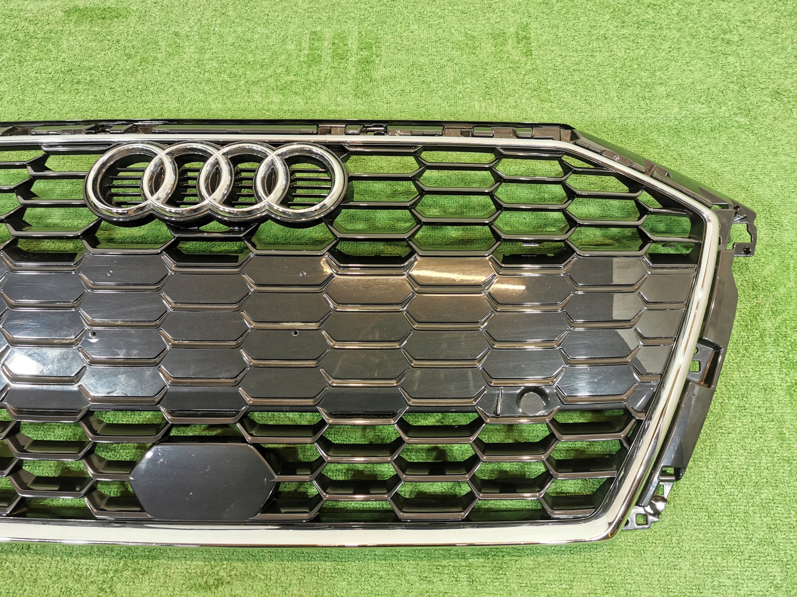 Kühlergrill Audi A3 8Y0 FRONTGRILL 8Y0853651A Kühlergitter