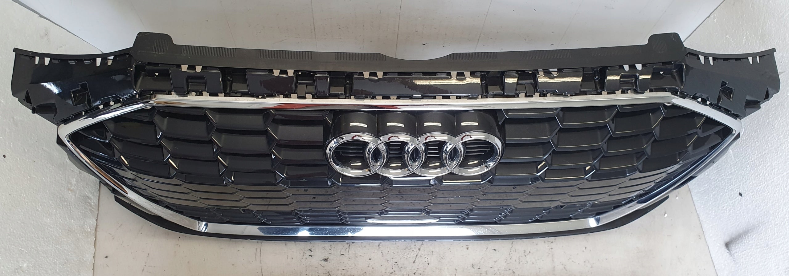 Kühlergrill Audi A3 8Y FRONTGRILL 8Y0853651Ag Kühlergitter