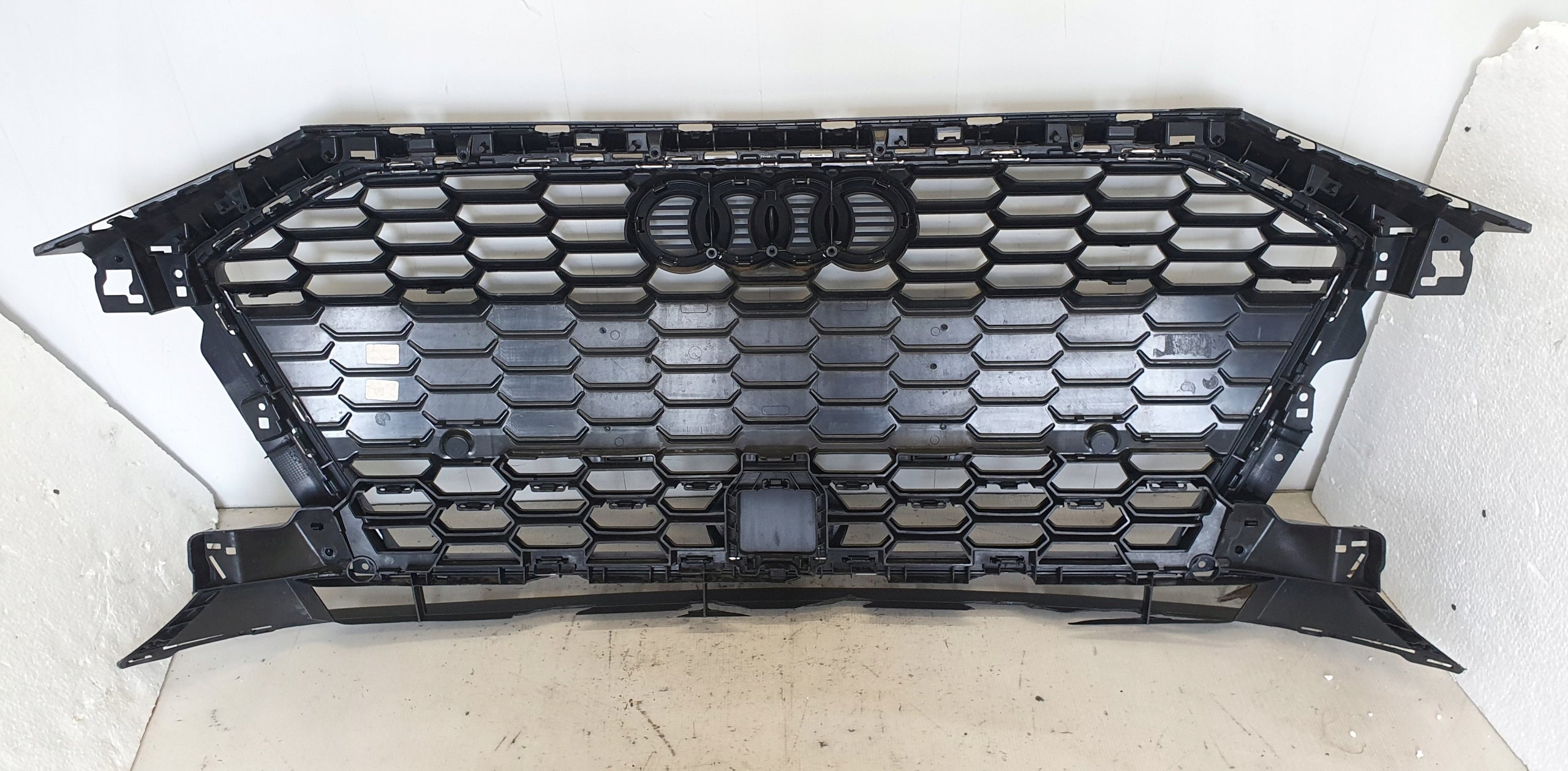 Kühlergrill Audi A3 8Y FRONTGRILL 8Y0853651Ag Kühlergitter