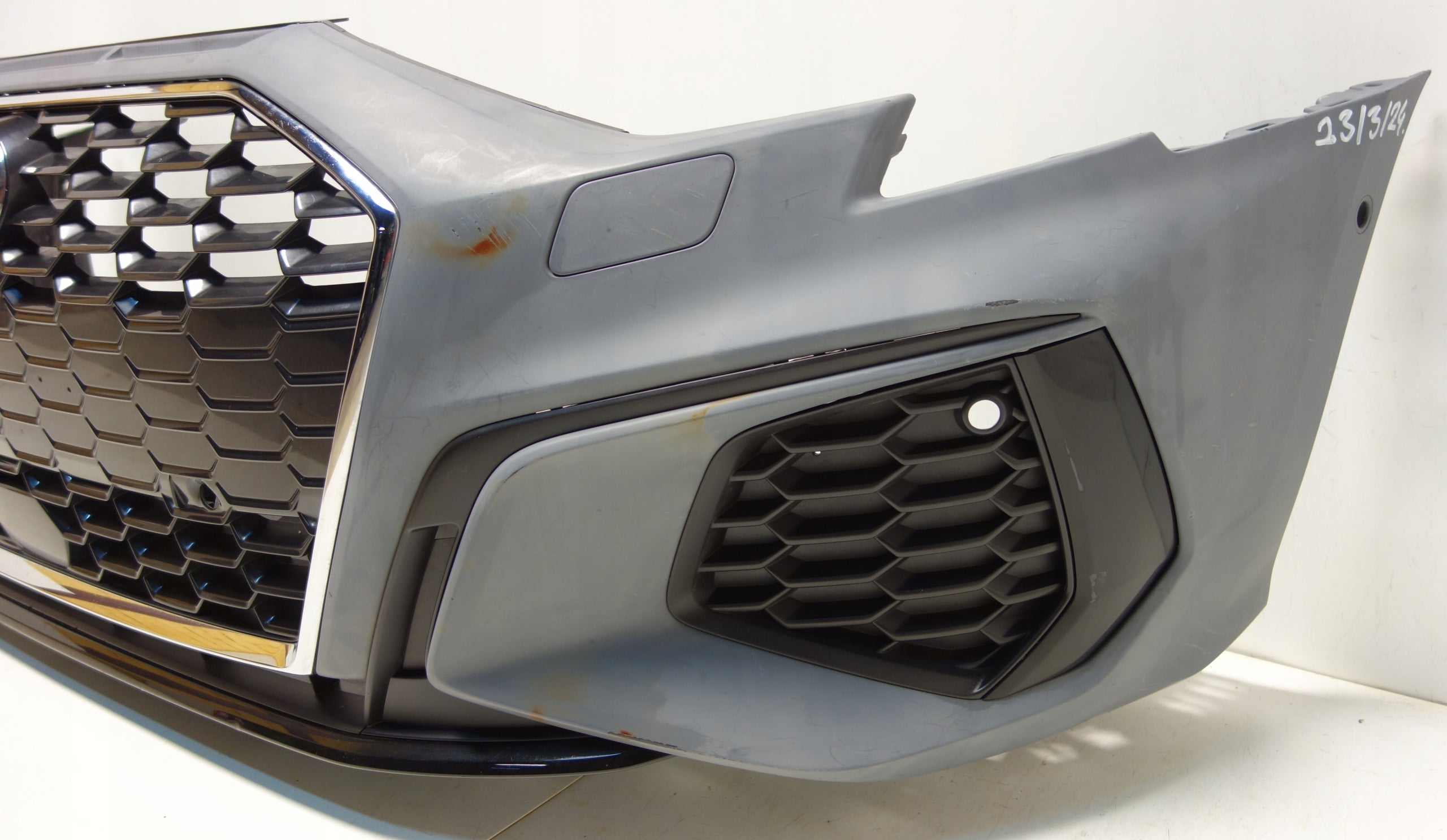 Kühlergrill Audi A3 FRONTGRILL 8Y0853651BP Kühlergitter