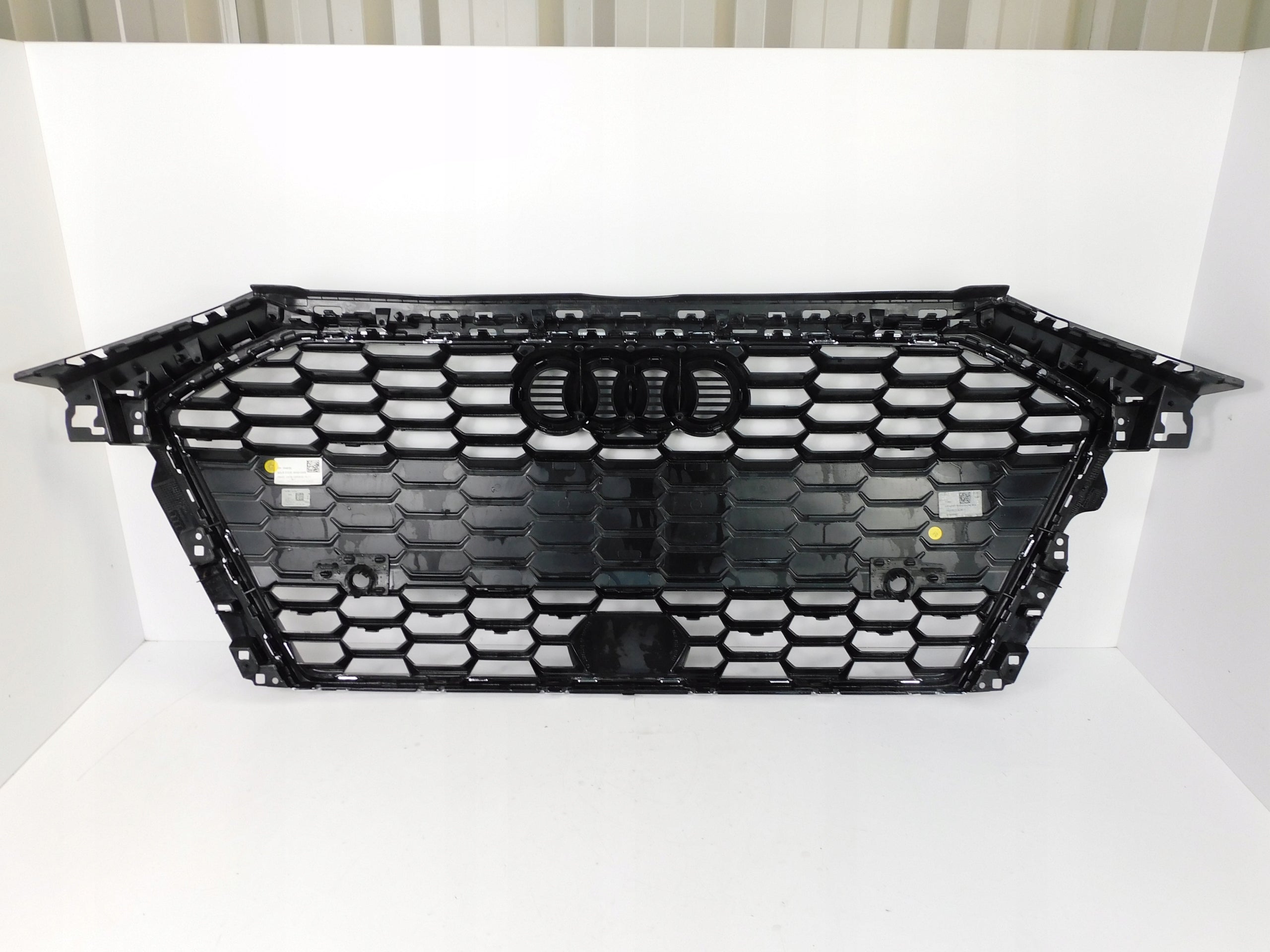 Kühlergrill Audi A3 8Y FRONTGRILL 8Y0853651B8 Kühlergitter