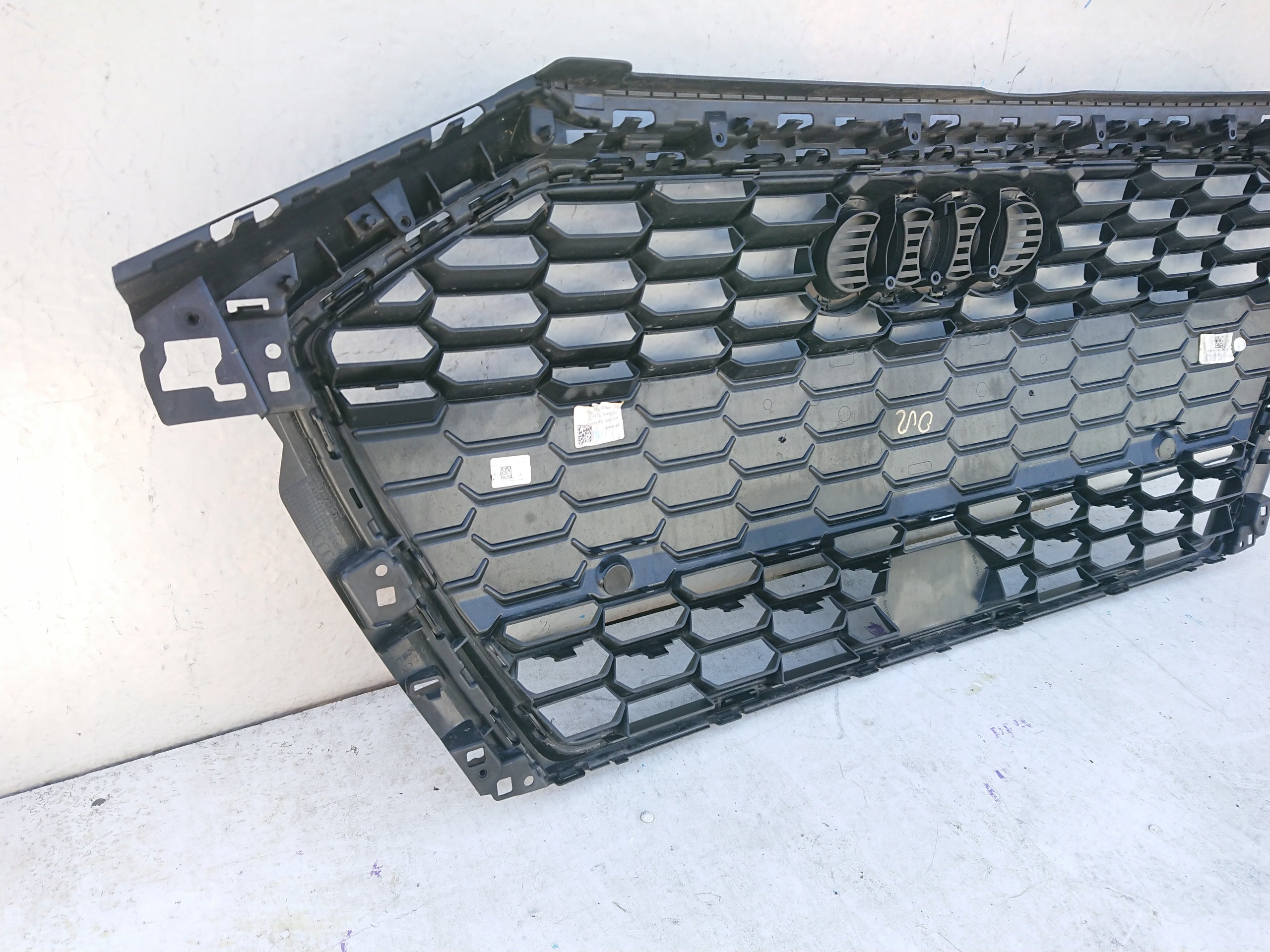 Kühlergrill Audi A3 8Y0 FRONTGRILL 8y0853651bk Kühlergitter