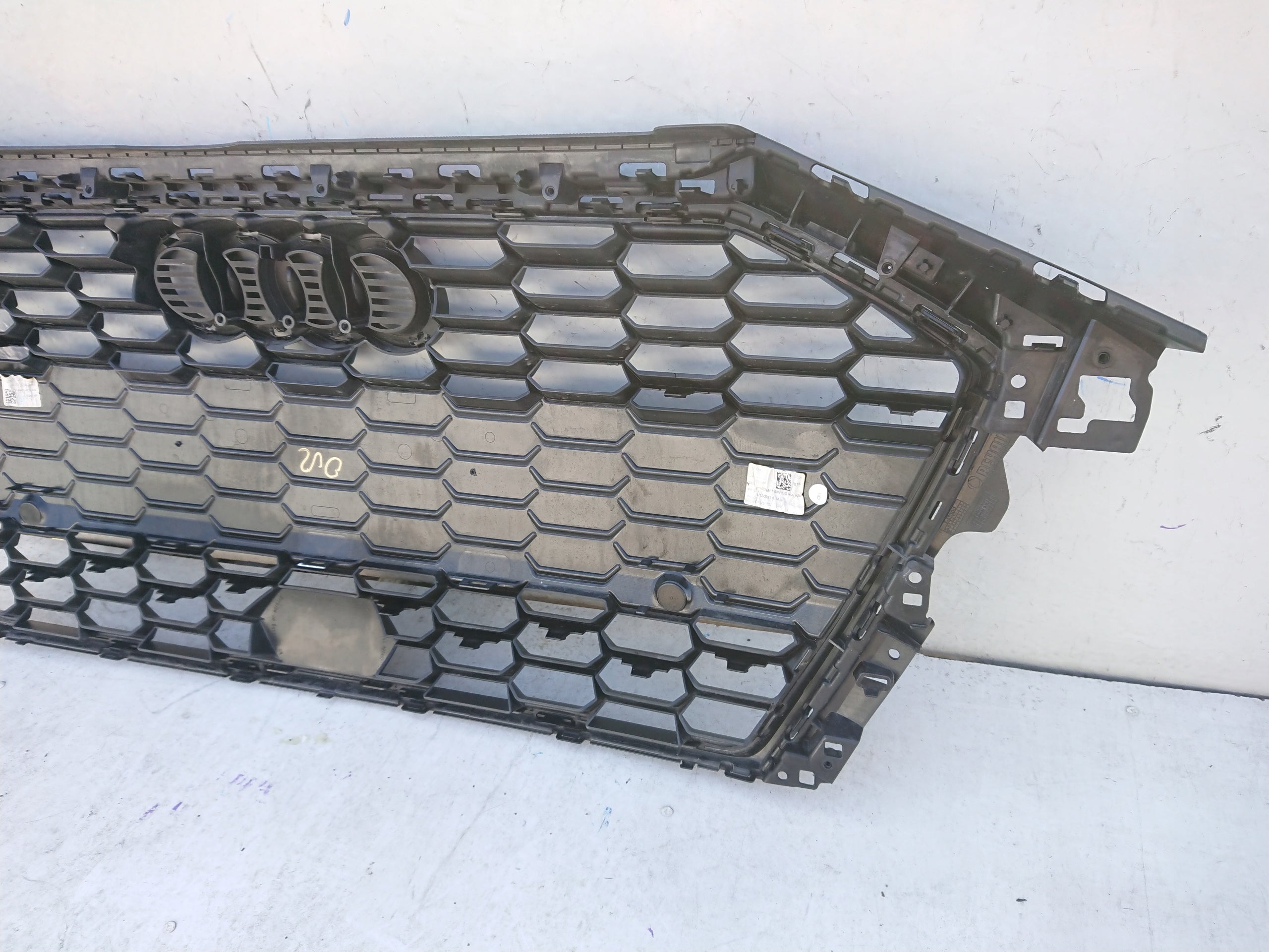 Kühlergrill Audi A3 8Y0 FRONTGRILL 8y0853651bk Kühlergitter