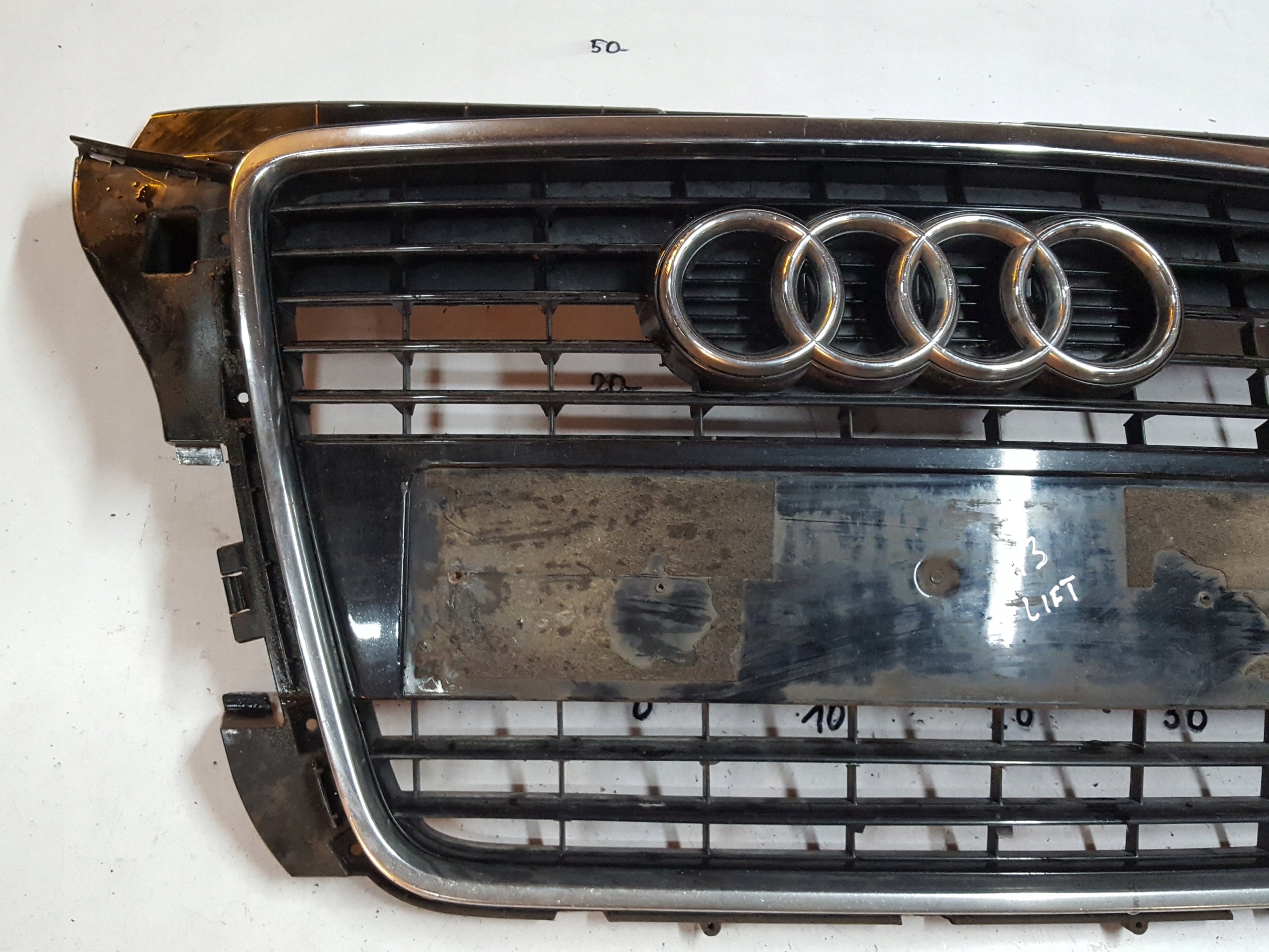 Kühlergrill Audi A3 8P FRONTGRILL 8P0853037 Kühlergitter