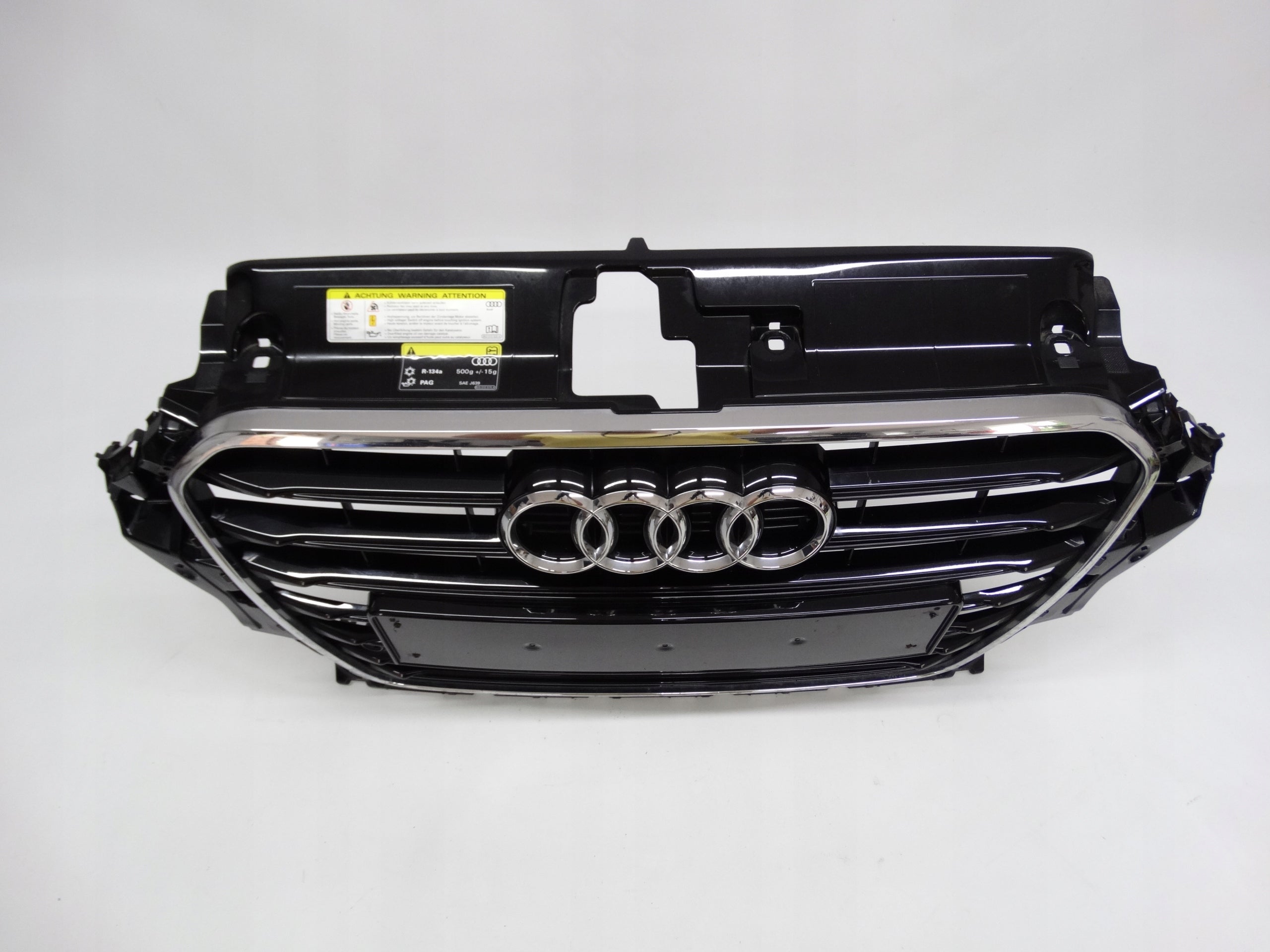 Kühlergrill Audi A3 8V FRONTGRILL 8V3853651 Kühlergitter