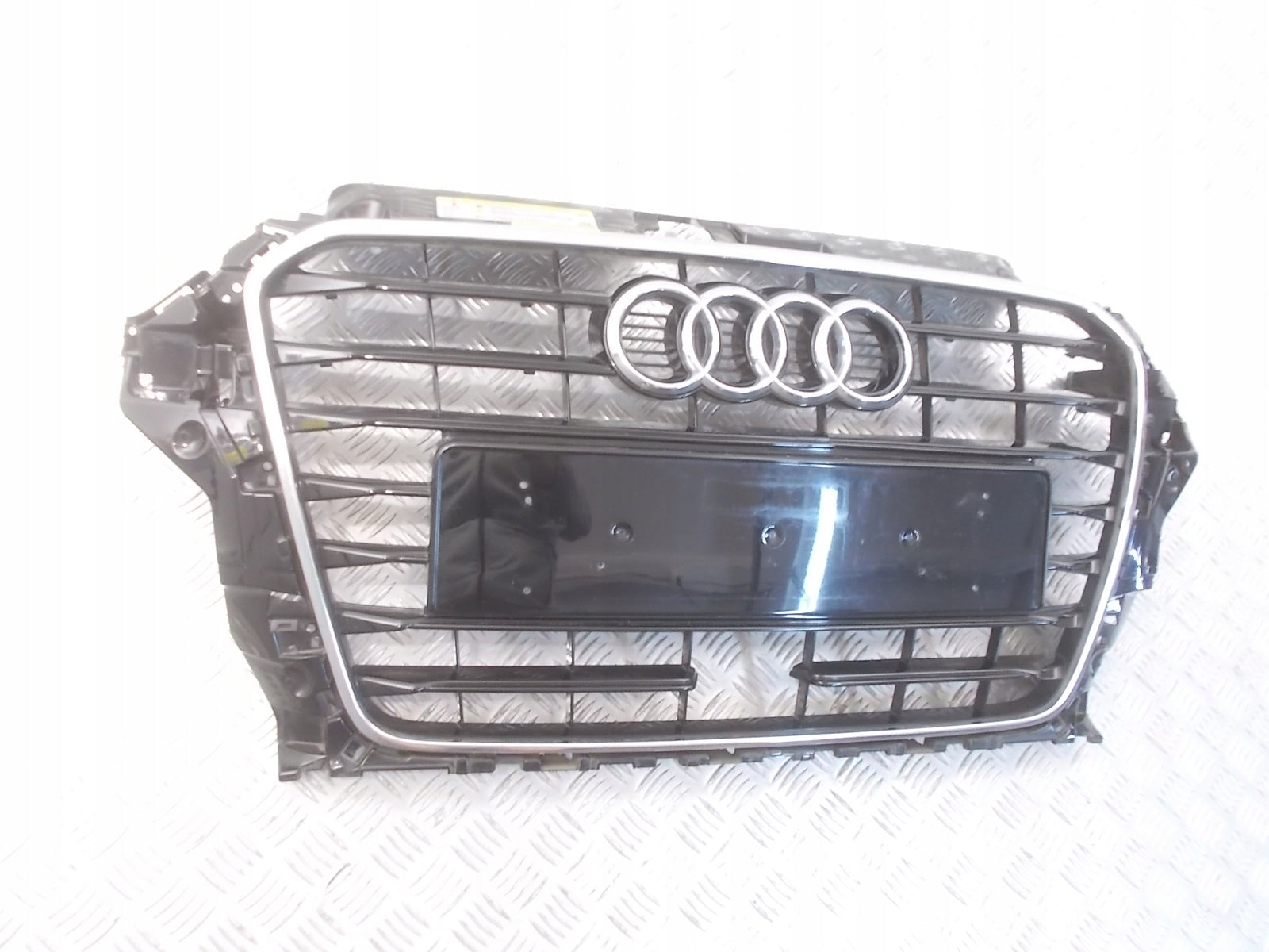 Kühlergrill Audi A3 8V FRONTGRILL 8V3853651Aa Kühlergitter