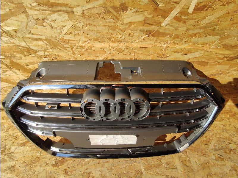 Kühlergrill Audi AM A3 FRONTGRILL 8V3853651AE Kühlergitter