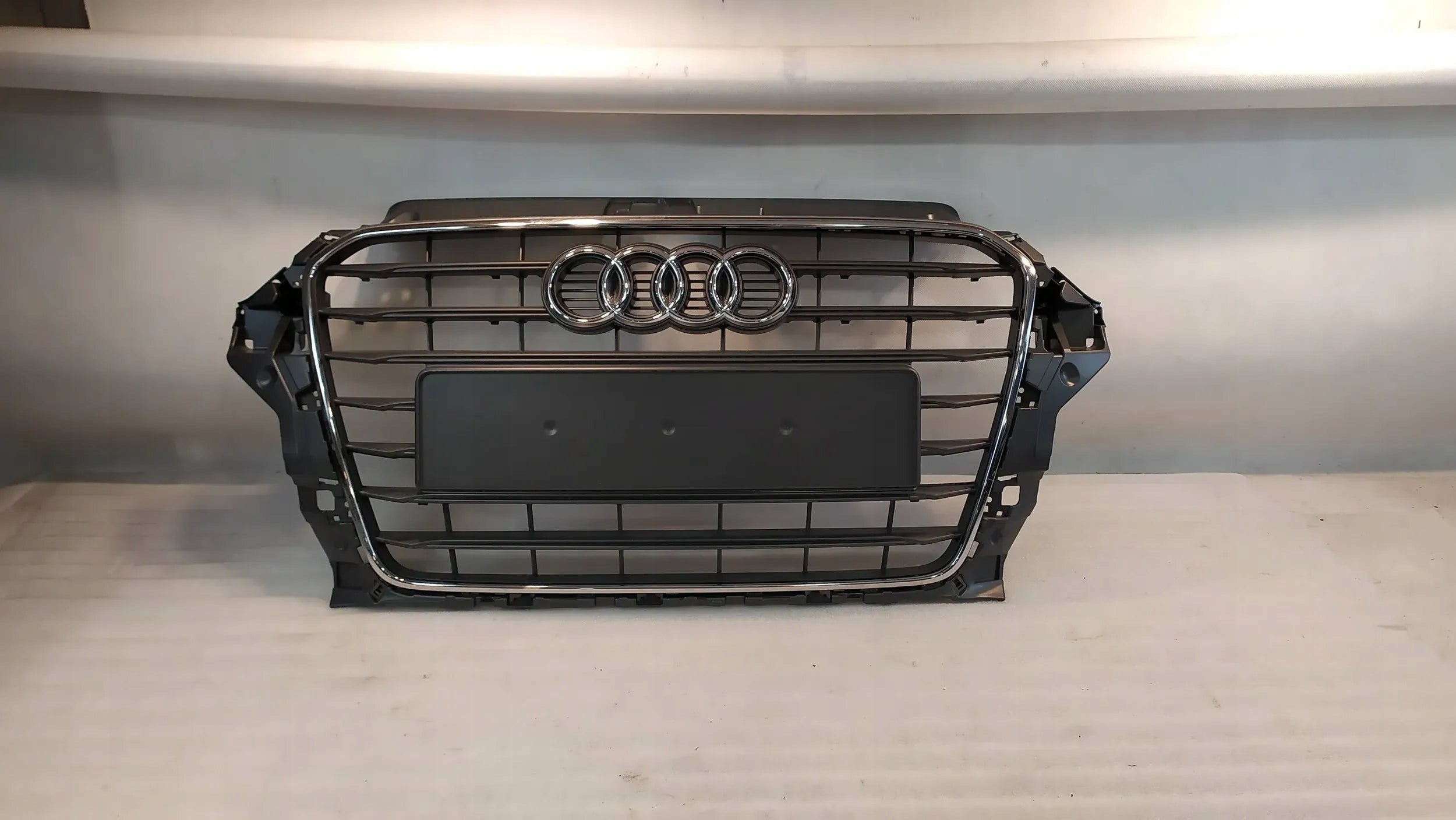  Kühlergrill Audi A3 8V FRONTGRILL 8V58536518V Kühlergitter product image