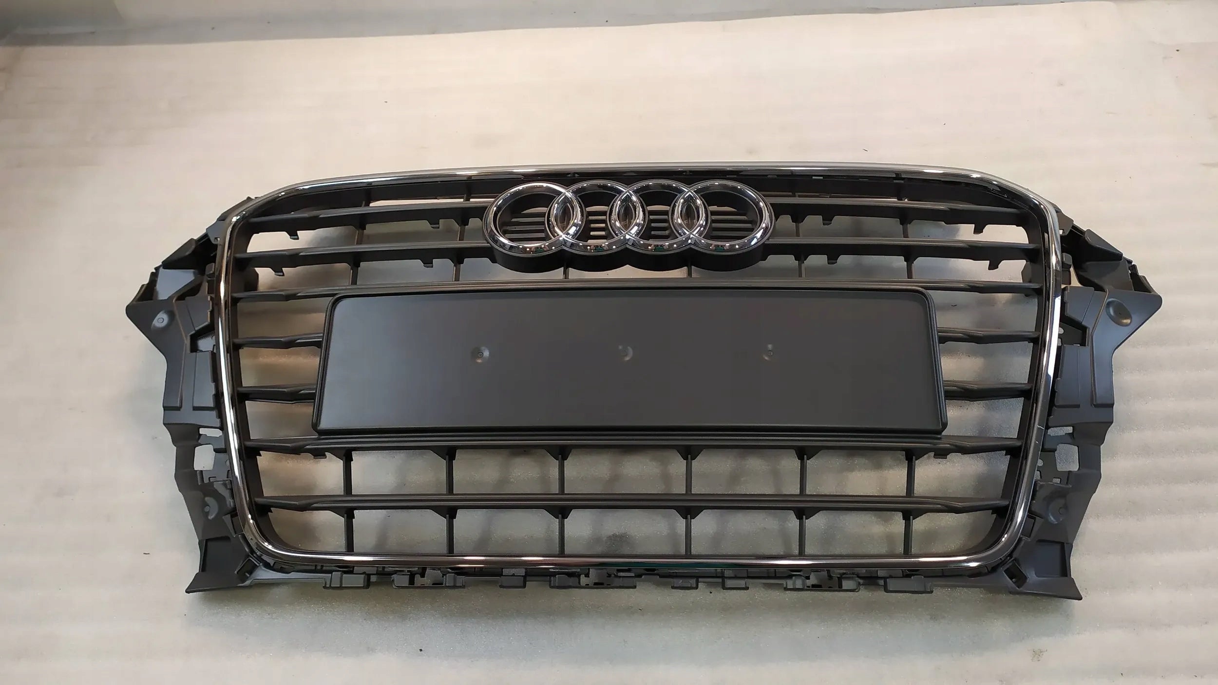 Kühlergrill Audi A3 8V FRONTGRILL 8V58536518V Kühlergitter