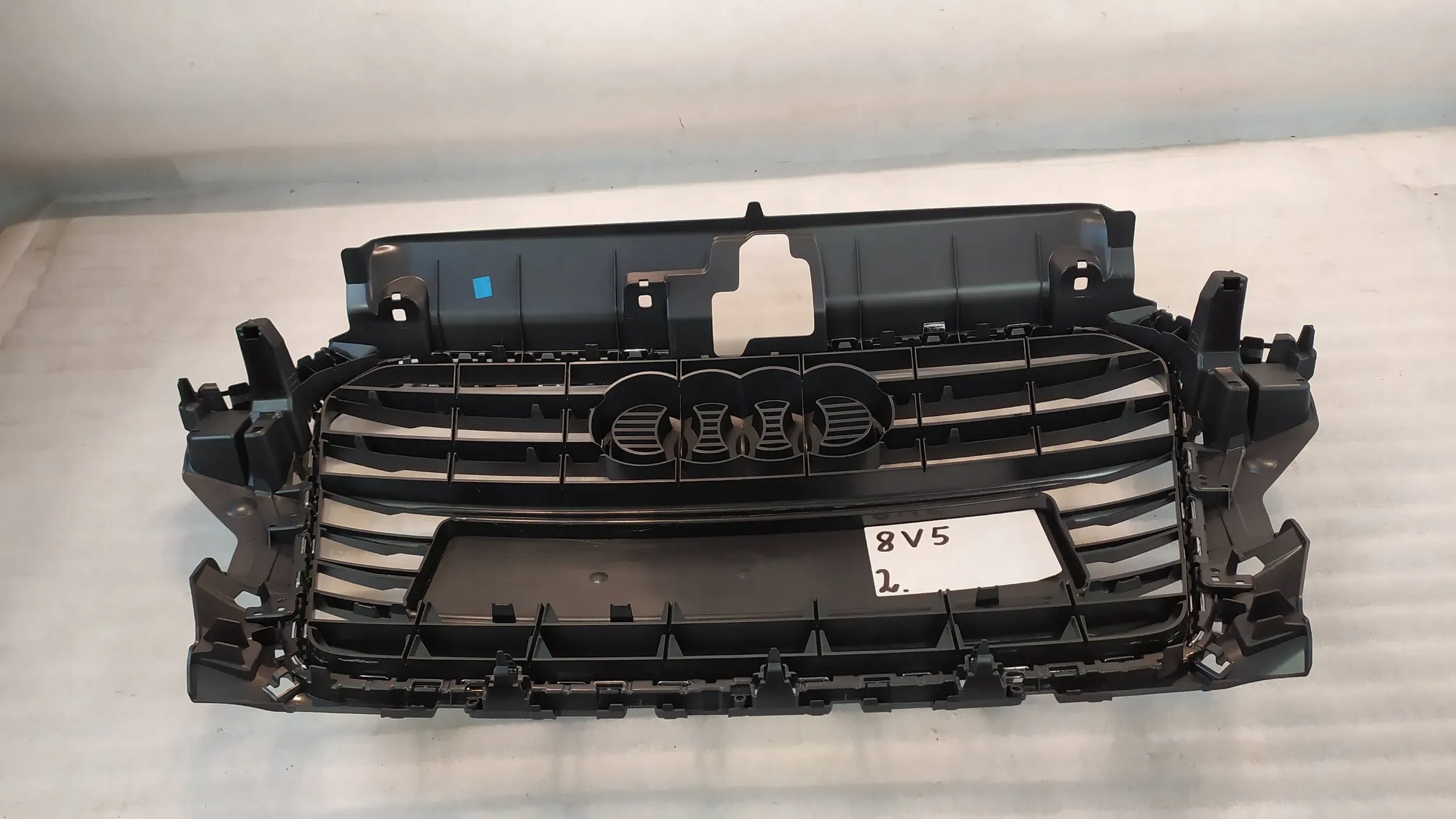 Kühlergrill Audi A3 8V FRONTGRILL 8V58536518V Kühlergitter