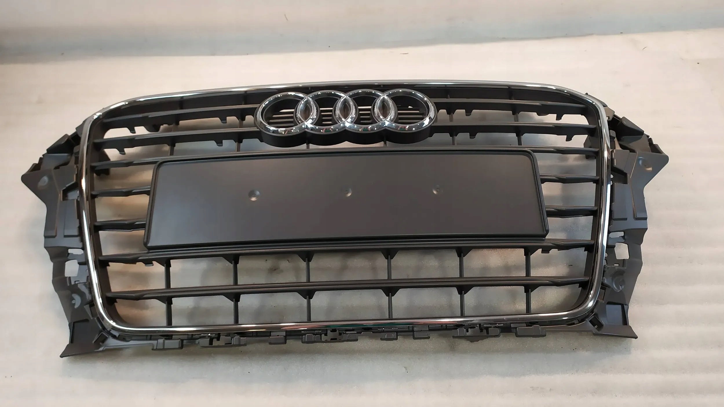 Kühlergrill Audi A3 8V FRONTGRILL 8V58536518V Kühlergitter