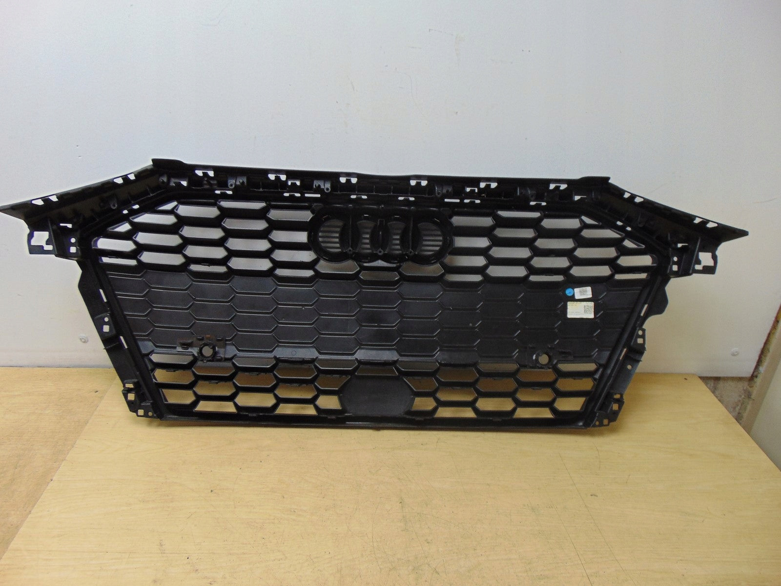 Kühlergrill Audi A3 8Y FRONTGRILL 8Y0853651ST Kühlergitter