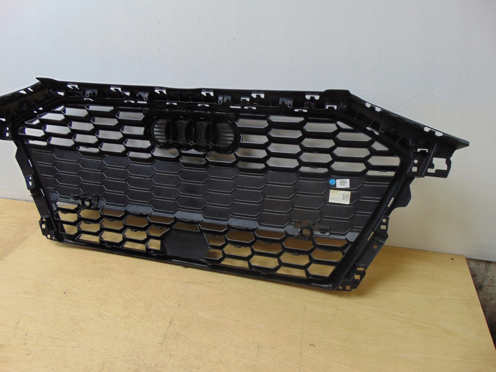 Kühlergrill Audi A3 8Y FRONTGRILL 8Y0853651ST Kühlergitter