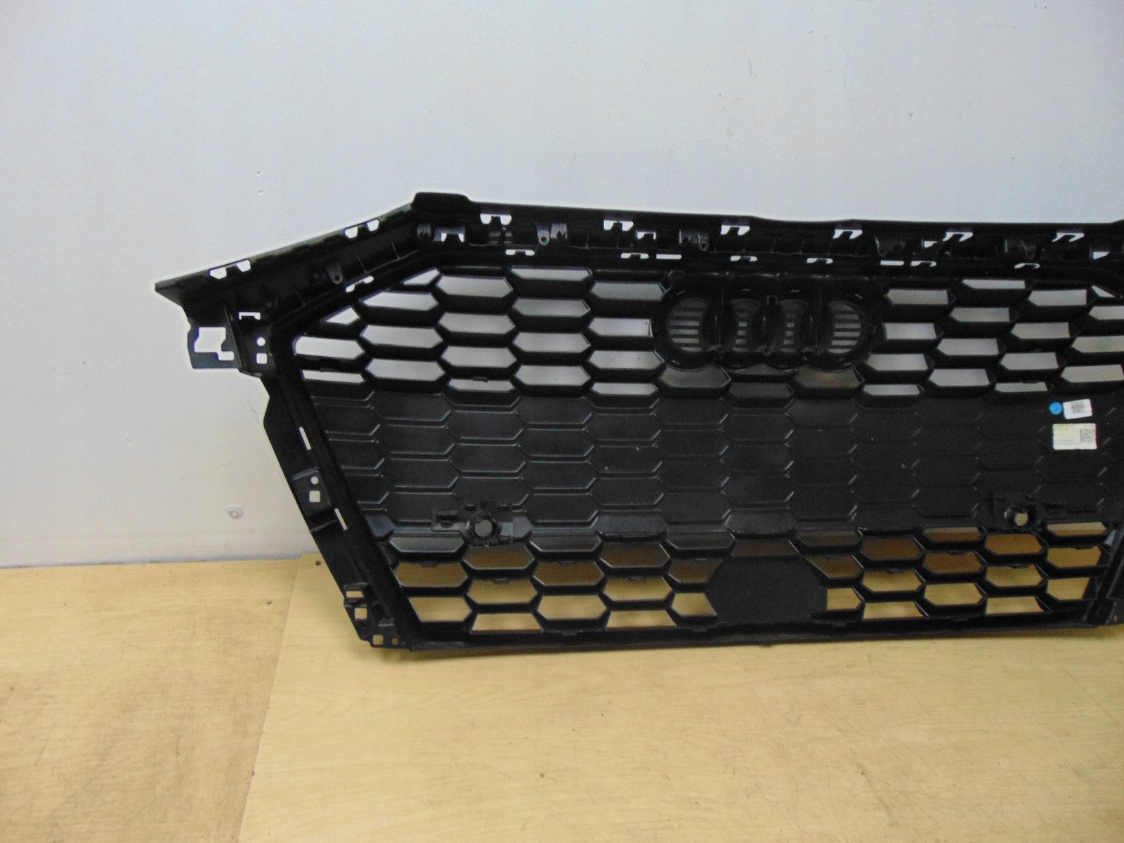 Kühlergrill Audi A3 8Y FRONTGRILL 8Y0853651ST Kühlergitter