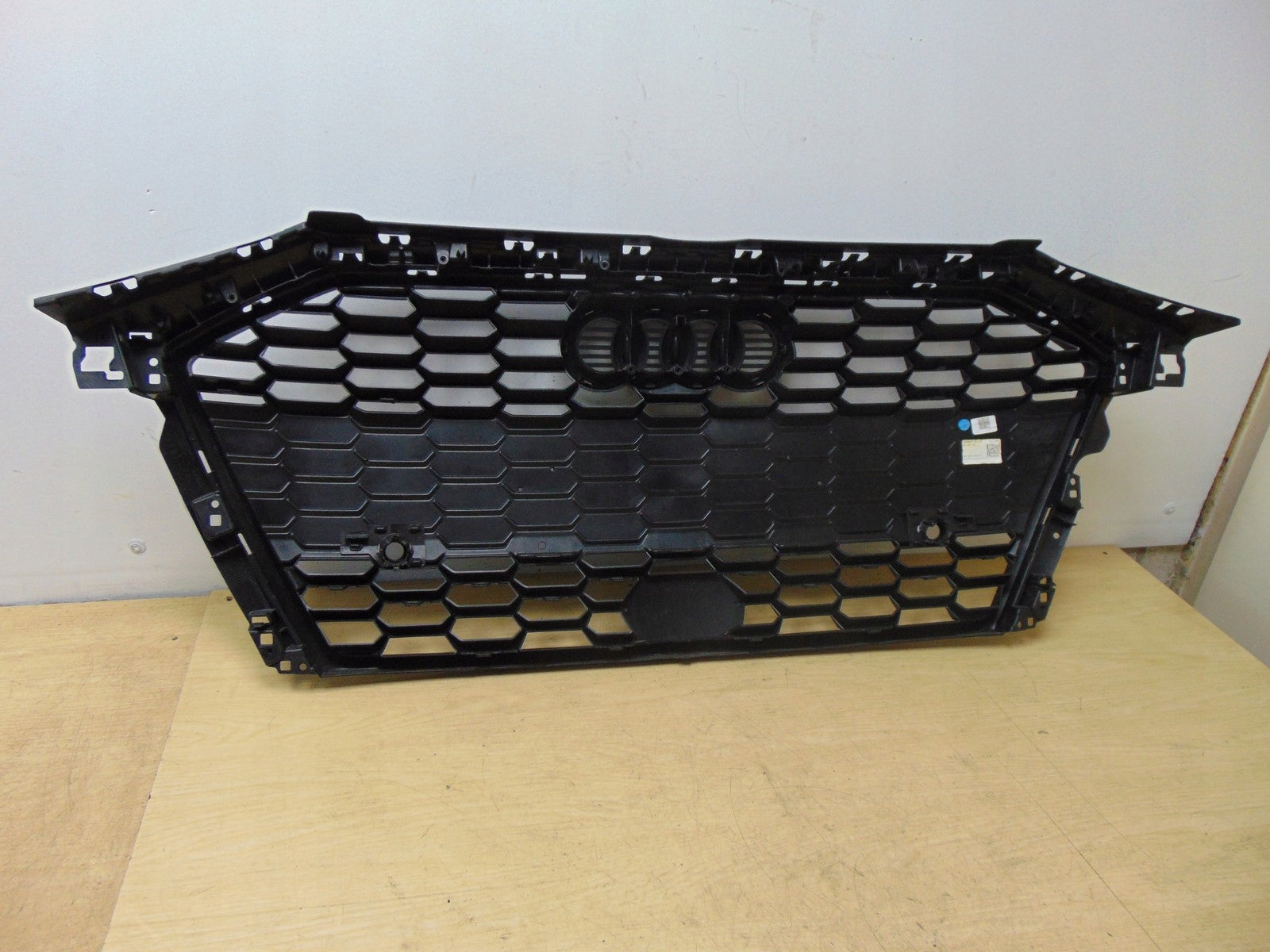 Kühlergrill Audi A3 8Y FRONTGRILL 8Y0853651ST Kühlergitter