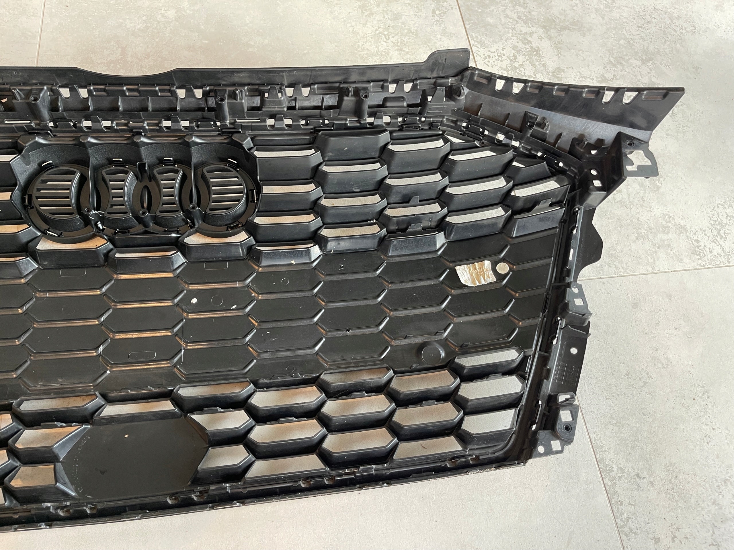 Kühlergrill Audi A3 8Y FRONTGRILL 8Y0853651A Kühlergitter