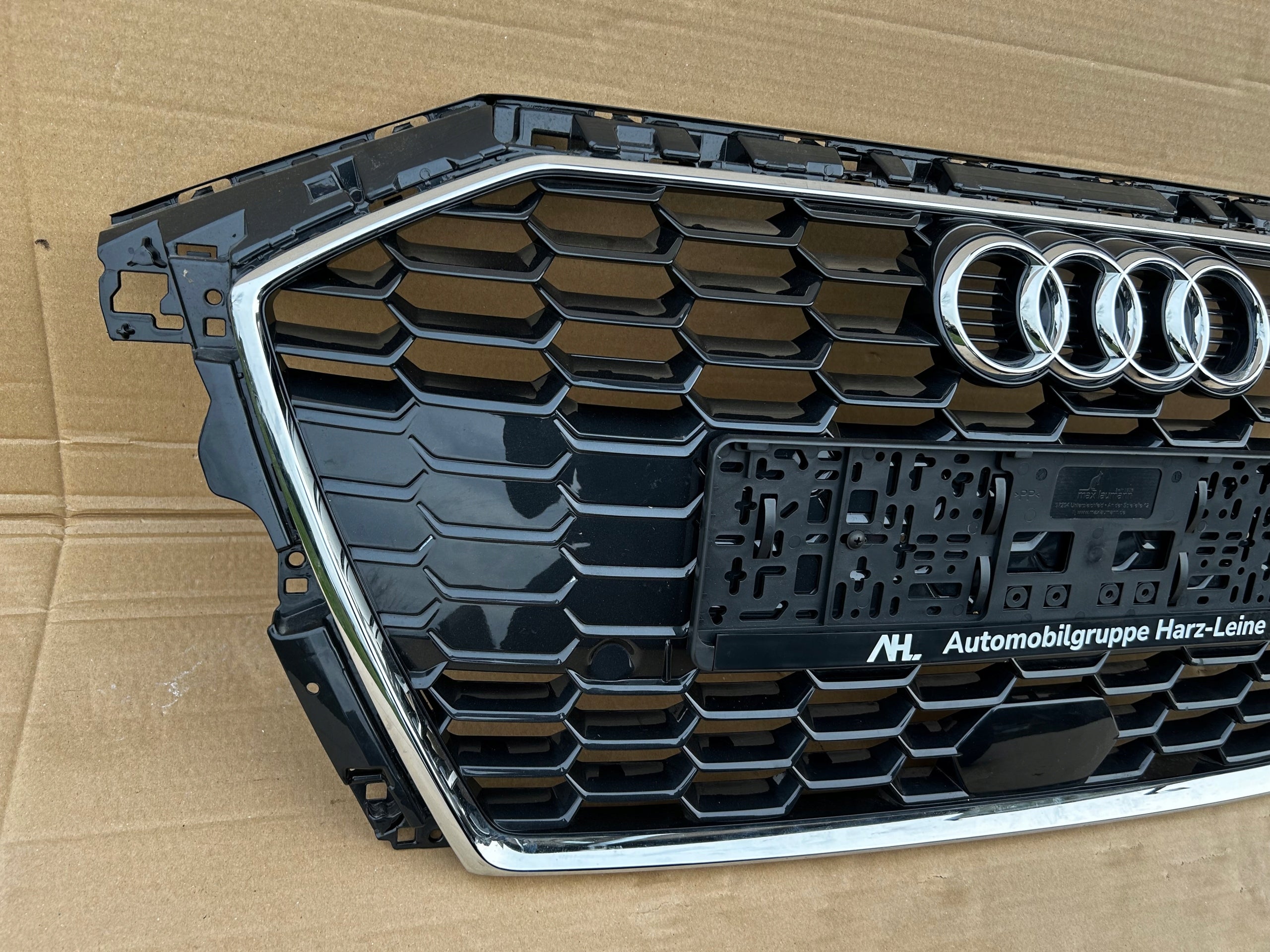 Kühlergrill Audi A3 8Y0 FRONTGRILL 8Y0853651Ag Kühlergitter