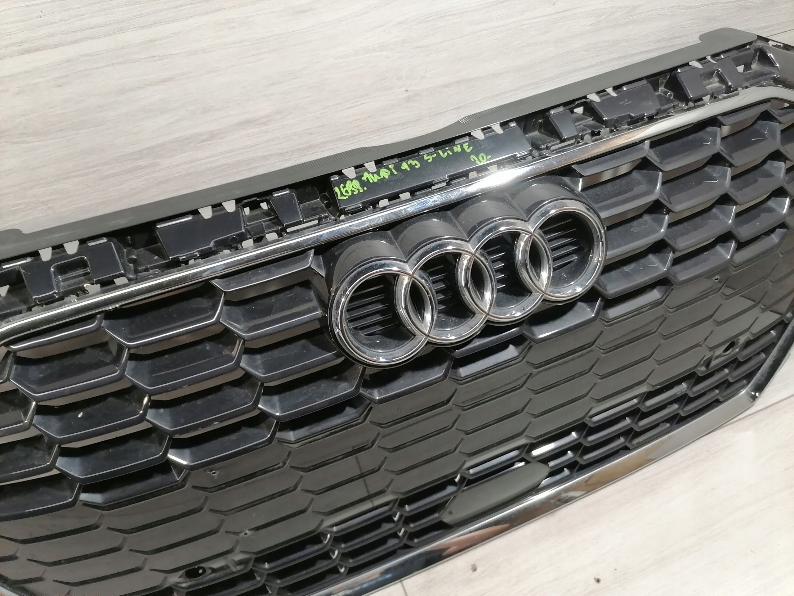 Kühlergrill Audi A3 FRONTGRILL 8Y0853651Ag Kühlergitter