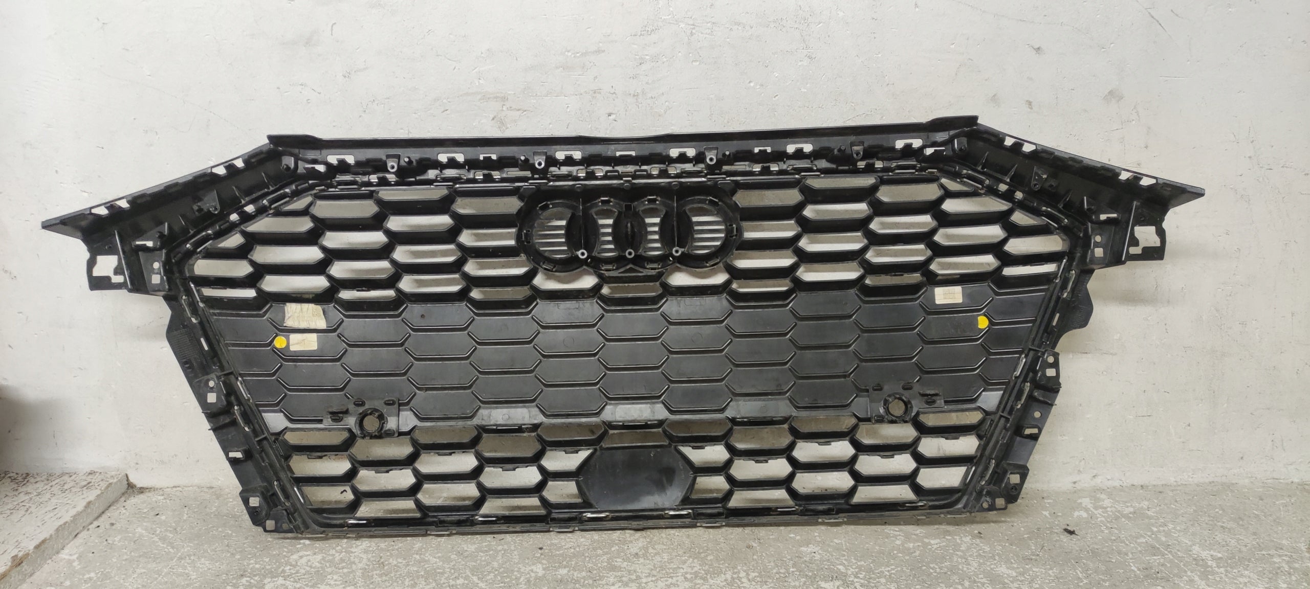 Kühlergrill Audi A3 8Y0 FRONTGRILL 8Y0853651BA Kühlergitter