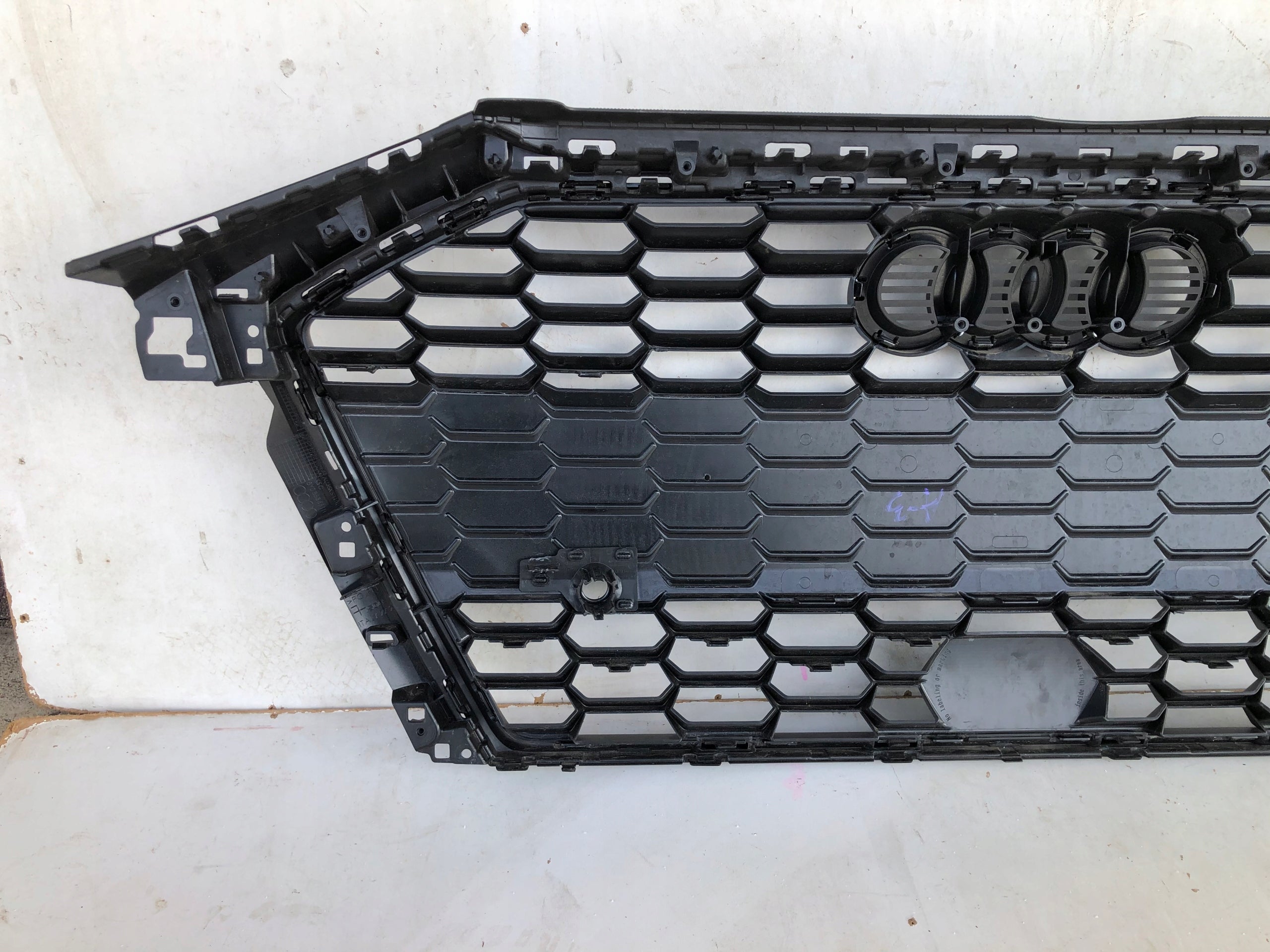 Kühlergrill Audi A3 8Y FRONTGRILL 8Y0853651Ba Kühlergitter