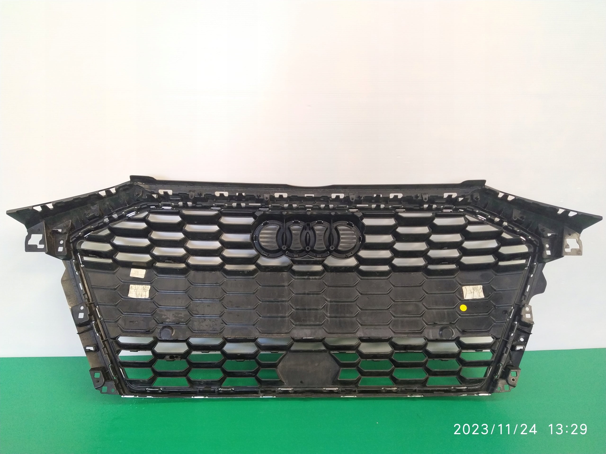 Kühlergrill Audi A3 8Y FRONTGRILL 8Y0853651AT Kühlergitter