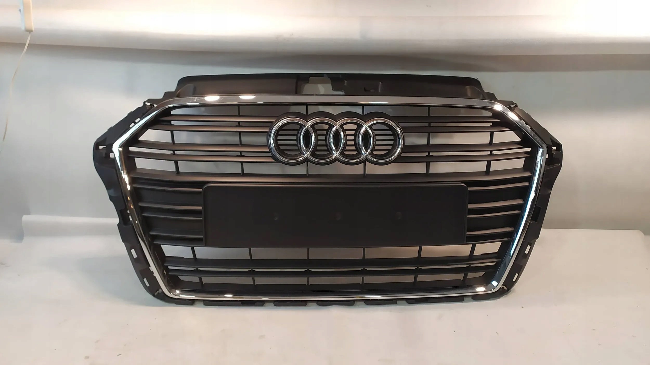 Kühlergrill Audi A3 8V FRONTGRILL 8V3853651AA Kühlergitter