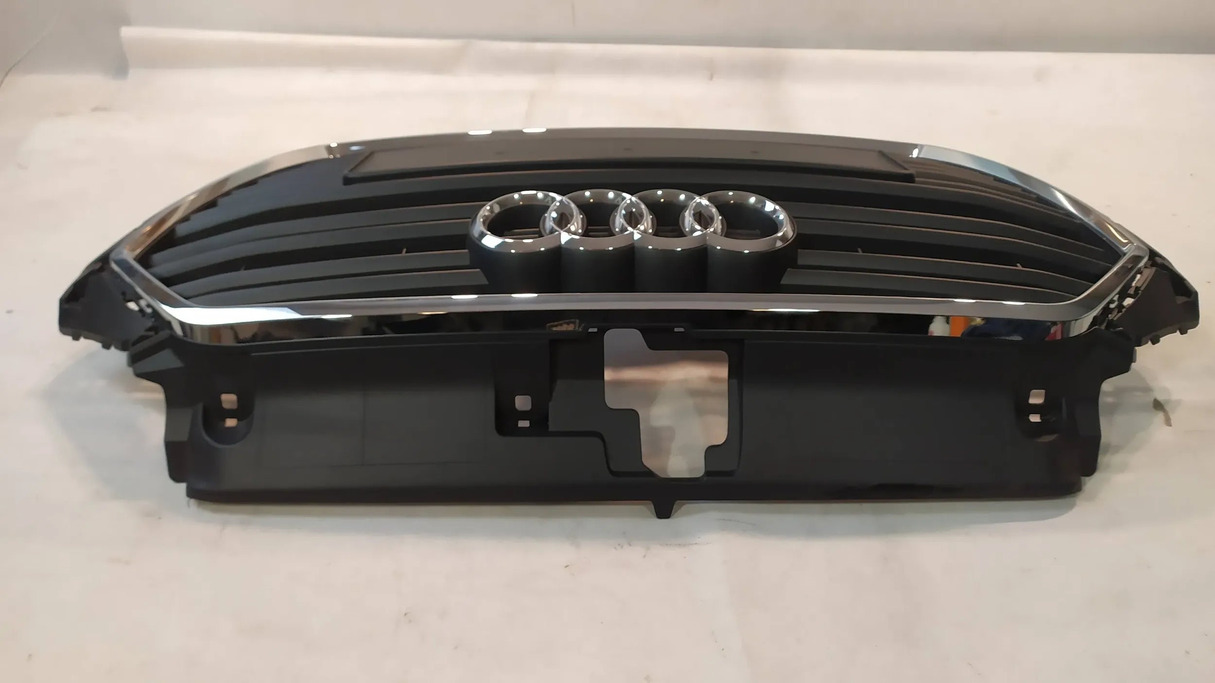 Kühlergrill Audi A3 8V FRONTGRILL 8V3853651AA Kühlergitter