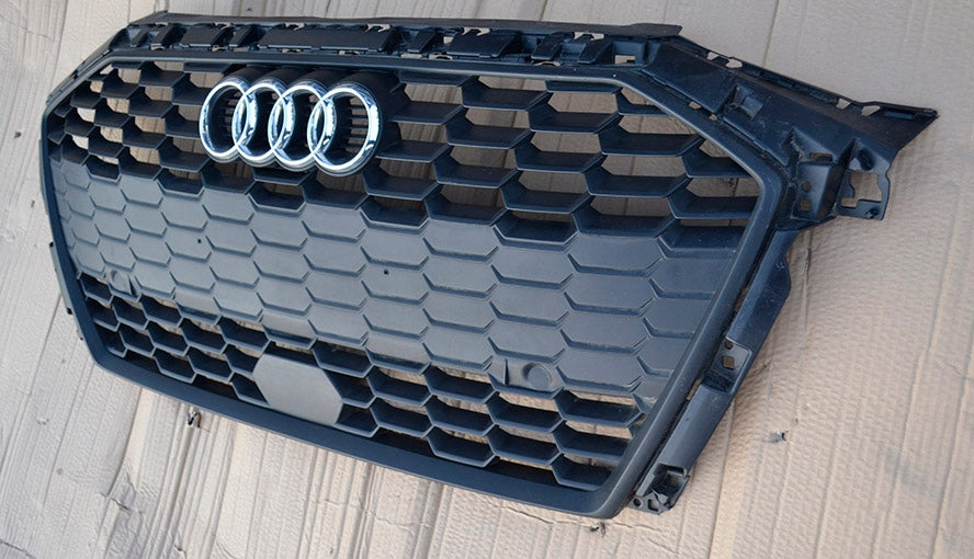 Kühlergrill Audi A3 8Y FRONTGRILL 8Y0853651GR Kühlergitter