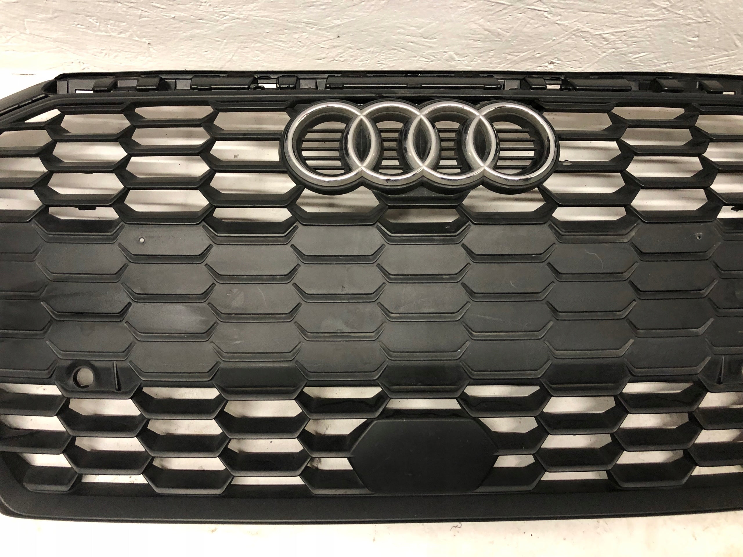 Kühlergrill Audi A3 8Y FRONTGRILL 8Y0853651A Kühlergitter