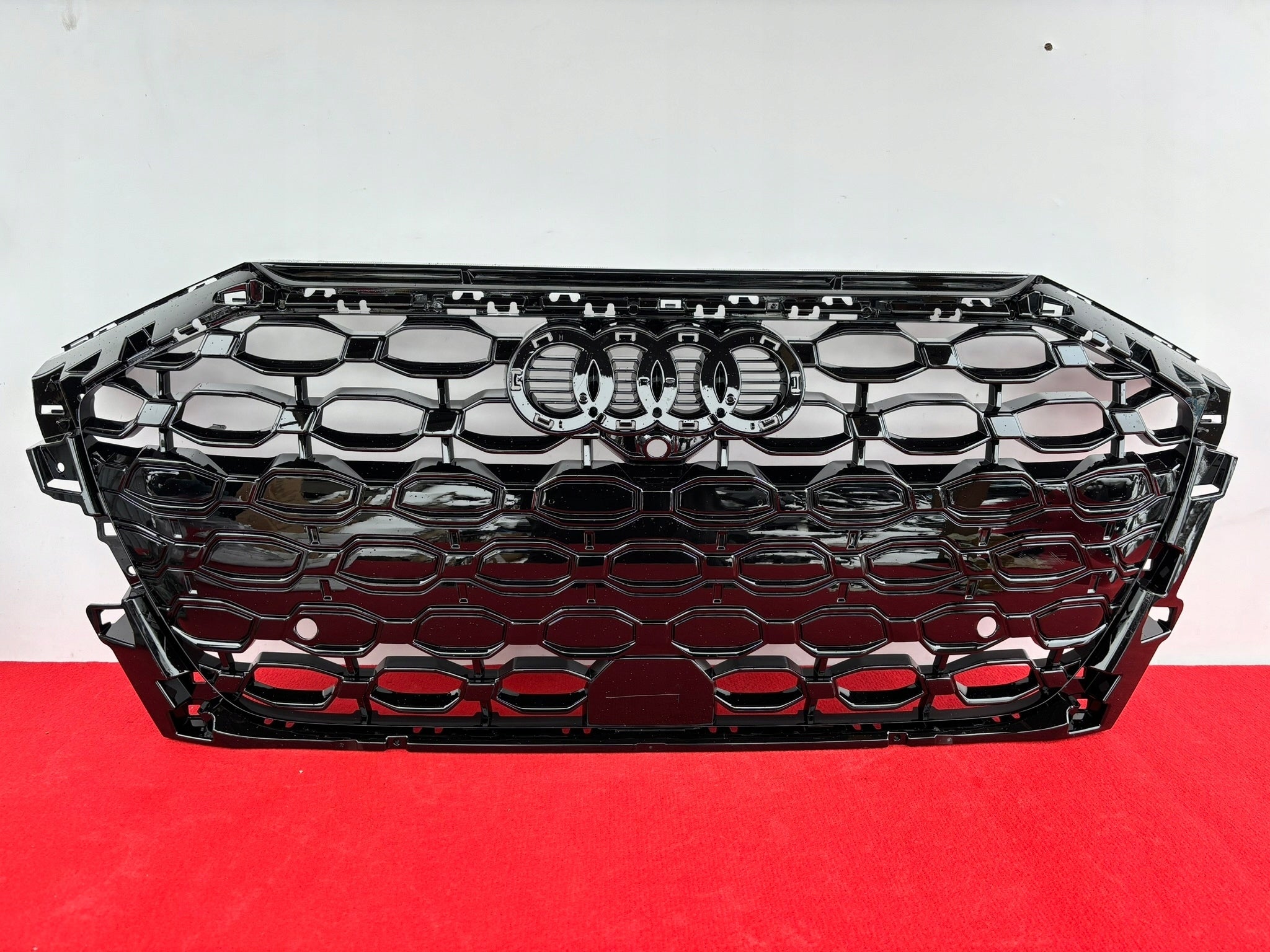 Kühlergrill Audi RS3 A3 8Y FRONTGRILL 8Y0853651HA Kühlergitter