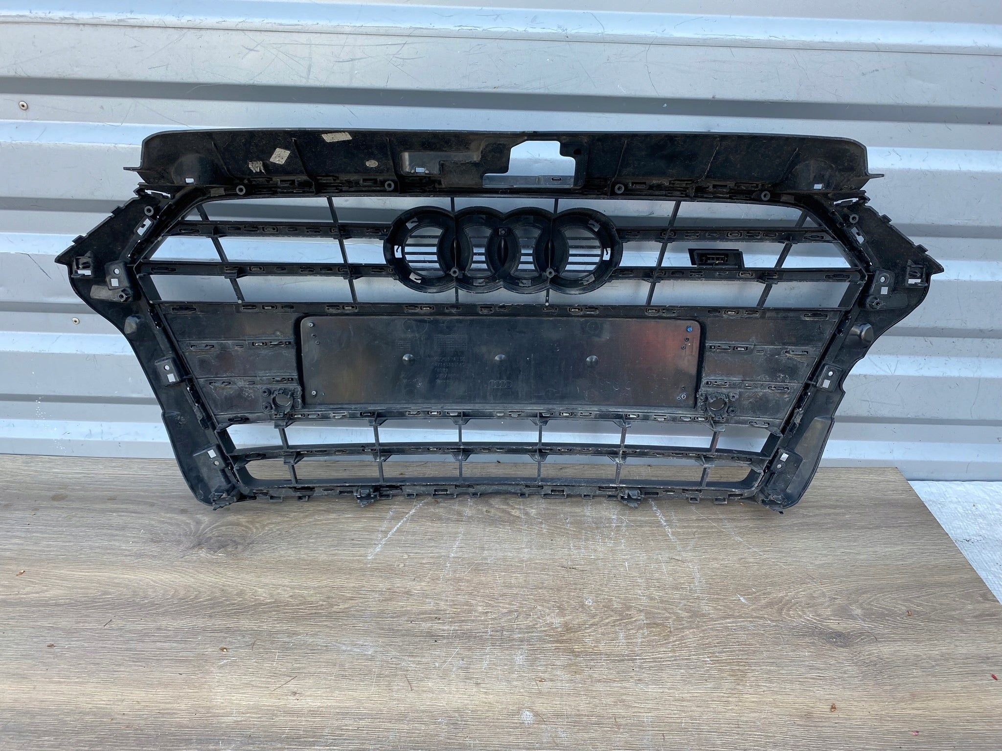 Kühlergrill Audi S3 A3 8V FRONTGRILL 8V3853651 Kühlergitter