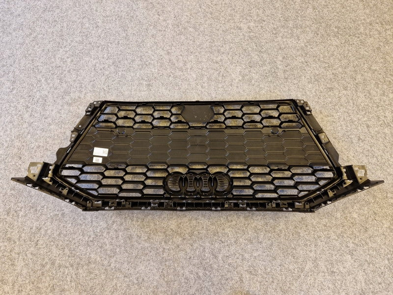 Kühlergrill Audi A3 S3 FRONTGRILL 8Y0853651GR Kühlergitter