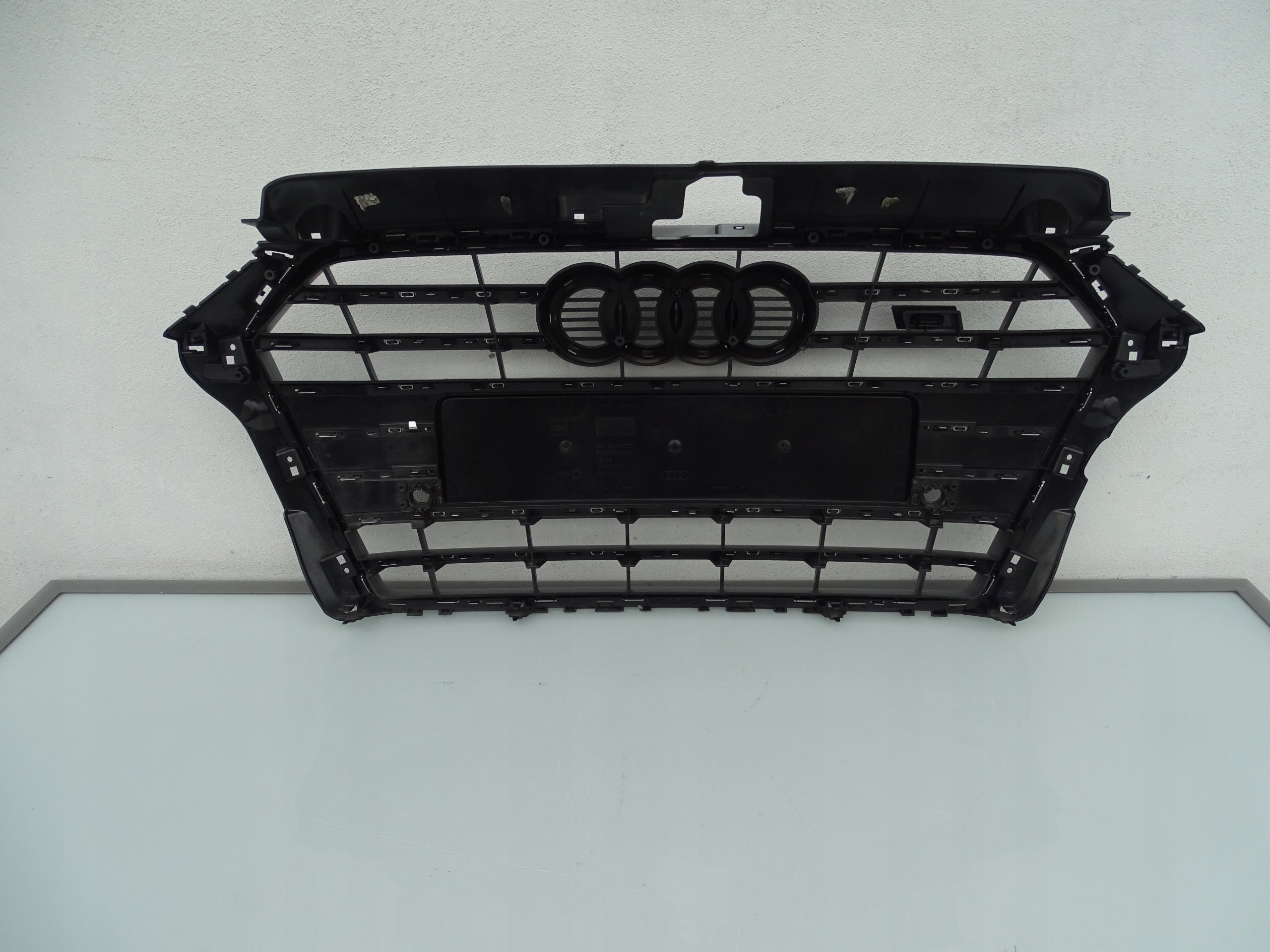 Kühlergrill Audi A3 S3 FRONTGRILL 8V3853651AC Kühlergitter