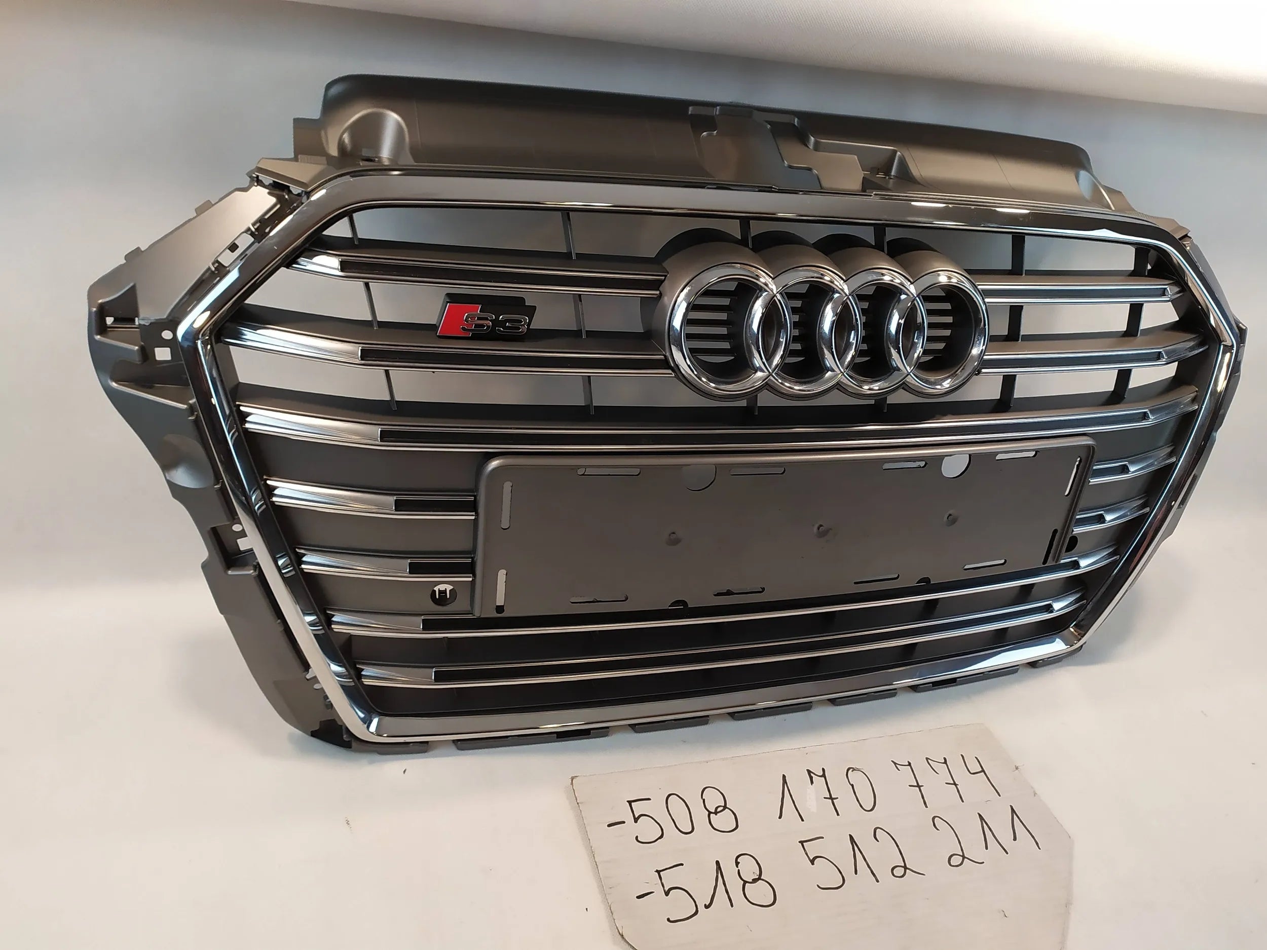 Kühlergrill Audi A3 S3 FRONTGRILL 8V3853651AC Kühlergitter