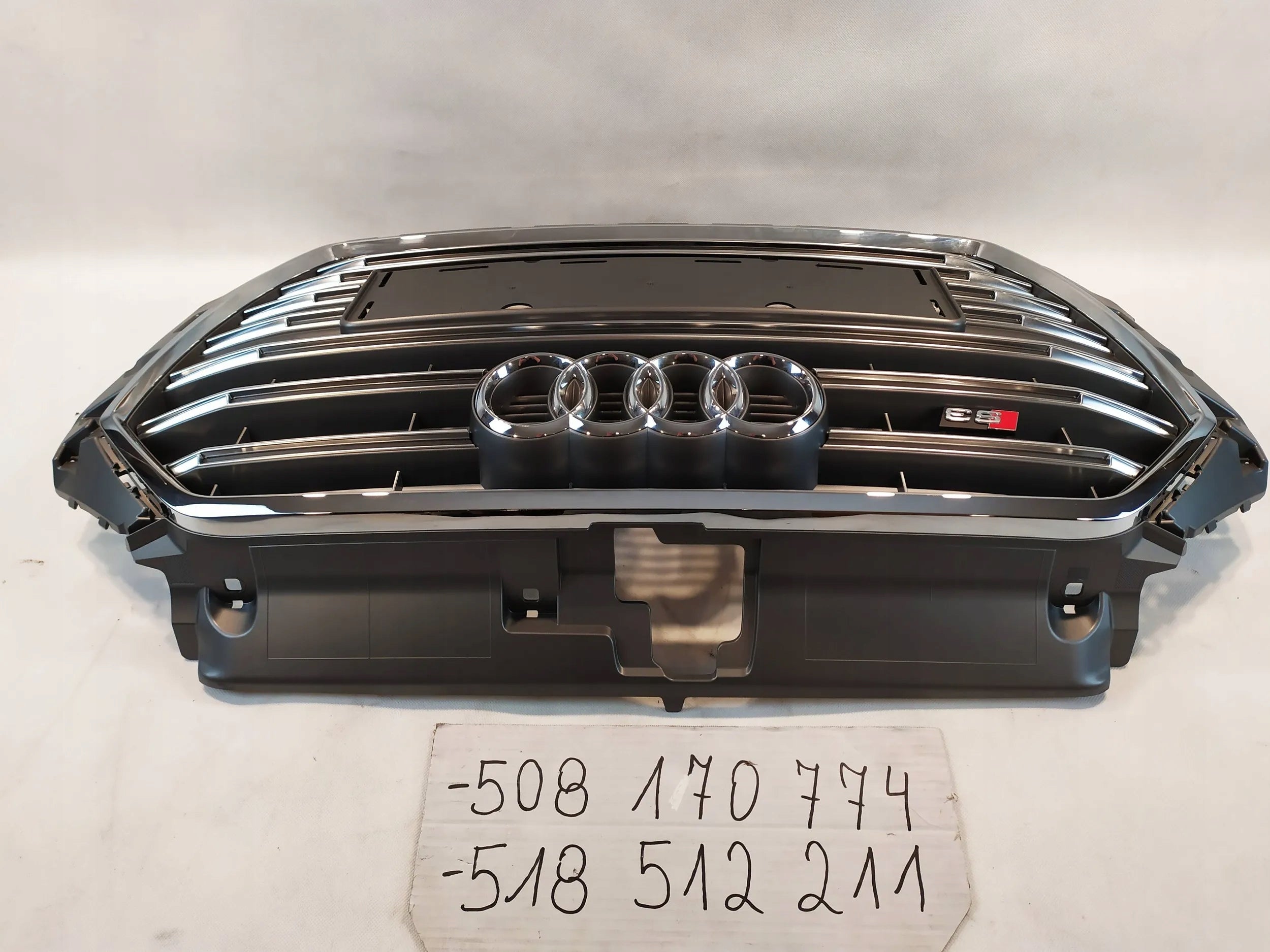 Kühlergrill Audi A3 S3 FRONTGRILL 8V3853651AC Kühlergitter