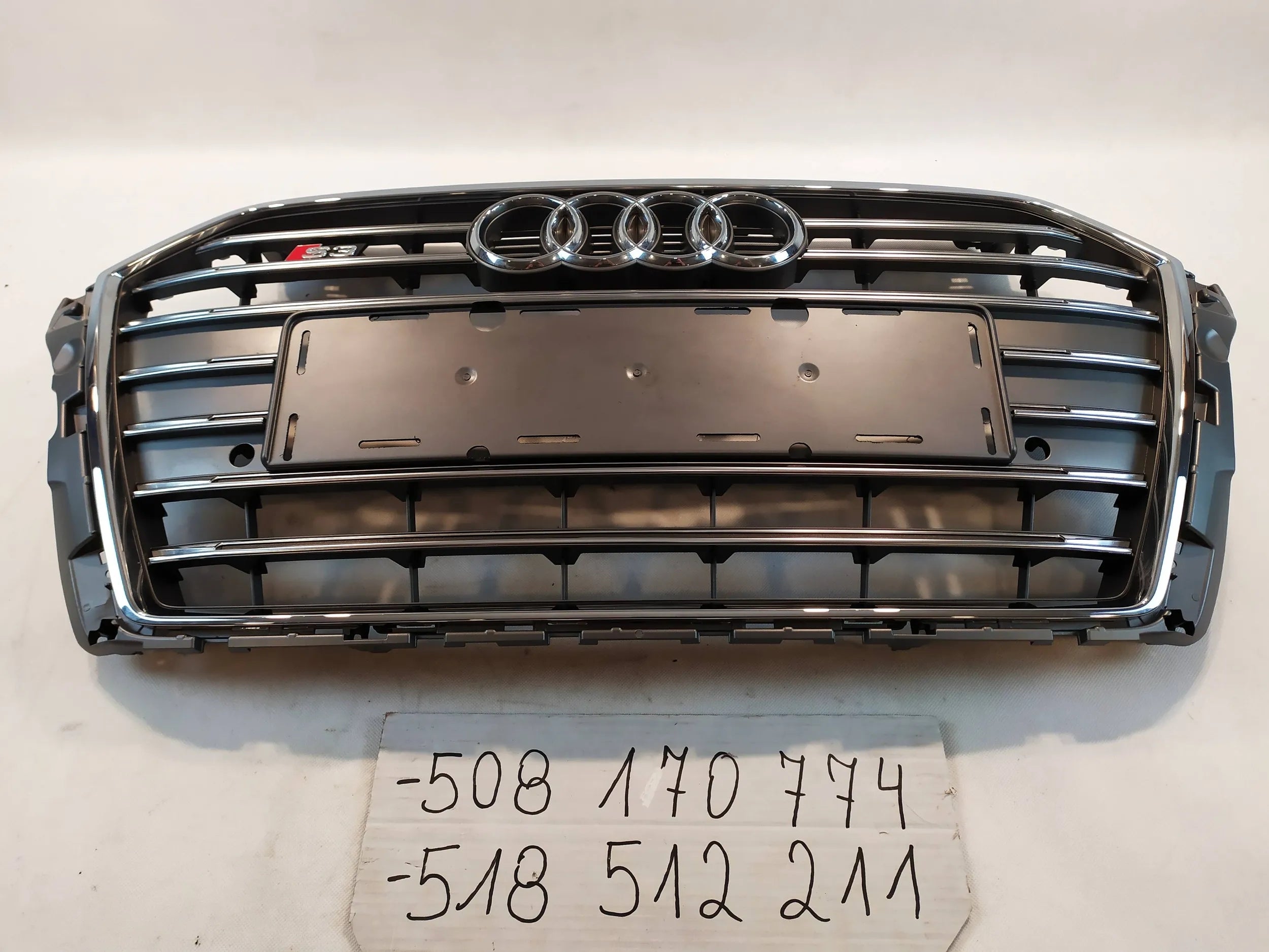 Kühlergrill Audi A3 S3 FRONTGRILL 8V3853651AC Kühlergitter