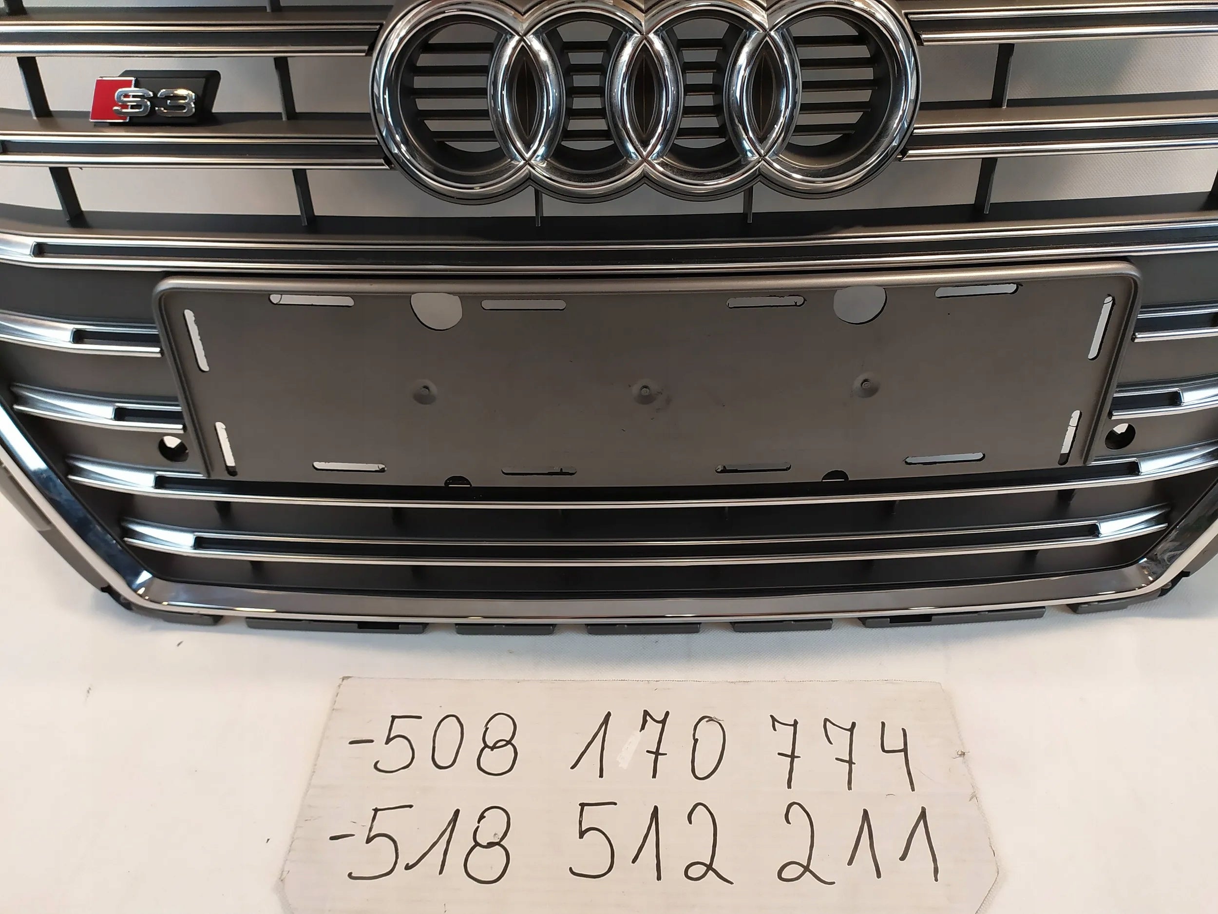 Kühlergrill Audi A3 S3 FRONTGRILL 8V3853651AC Kühlergitter