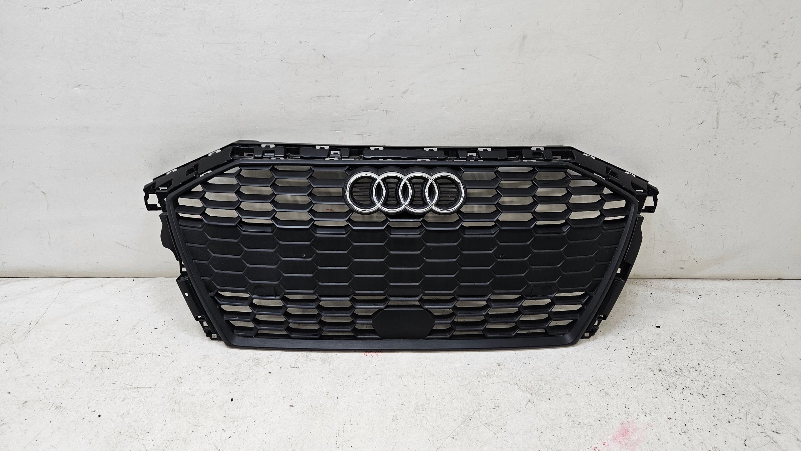 Kühlergrill Audi A3 8Y0 S3 FRONTGRILL 8Y08536518Y Kühlergitter