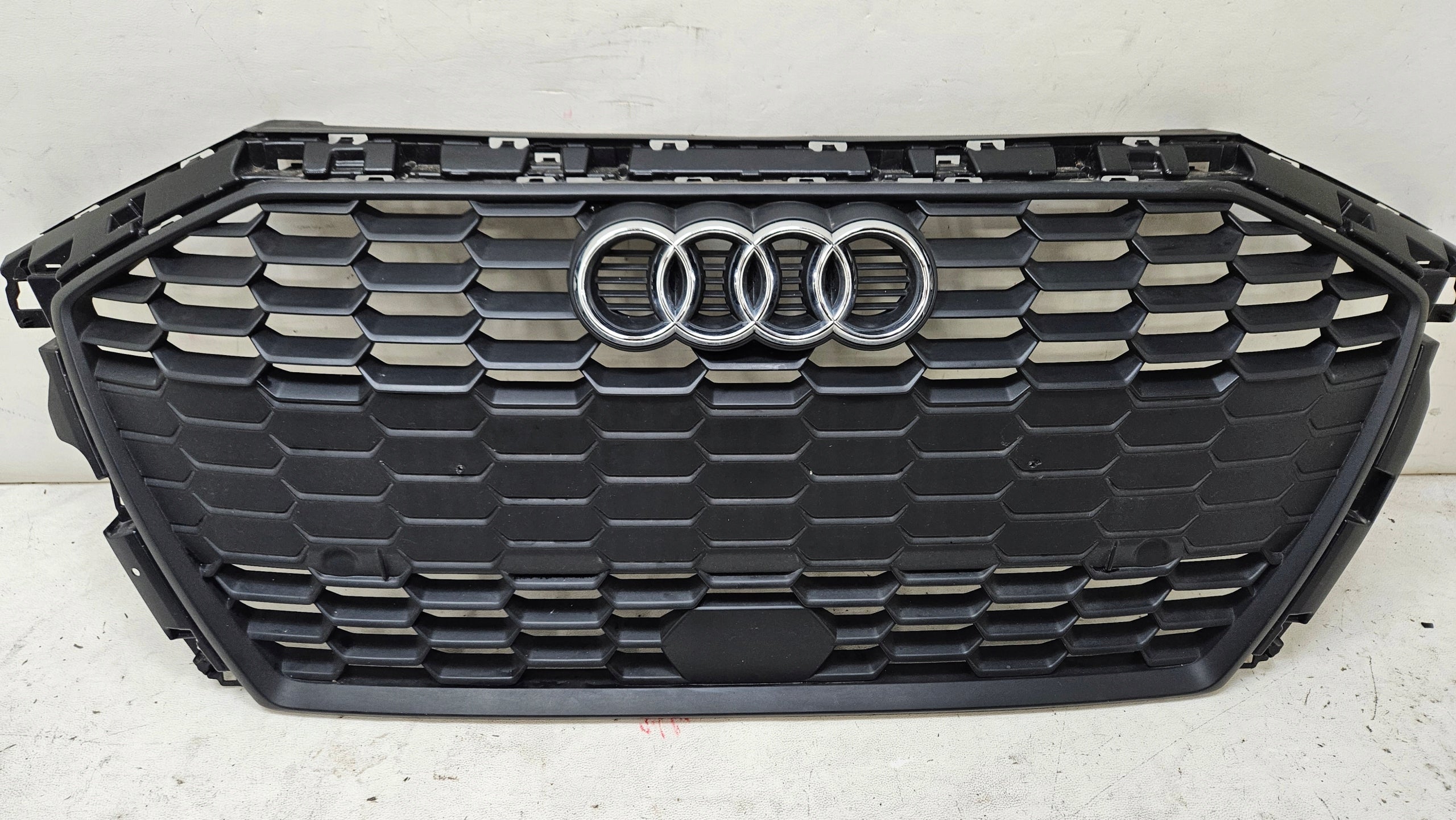 Kühlergrill Audi A3 8Y0 S3 FRONTGRILL 8Y08536518Y Kühlergitter