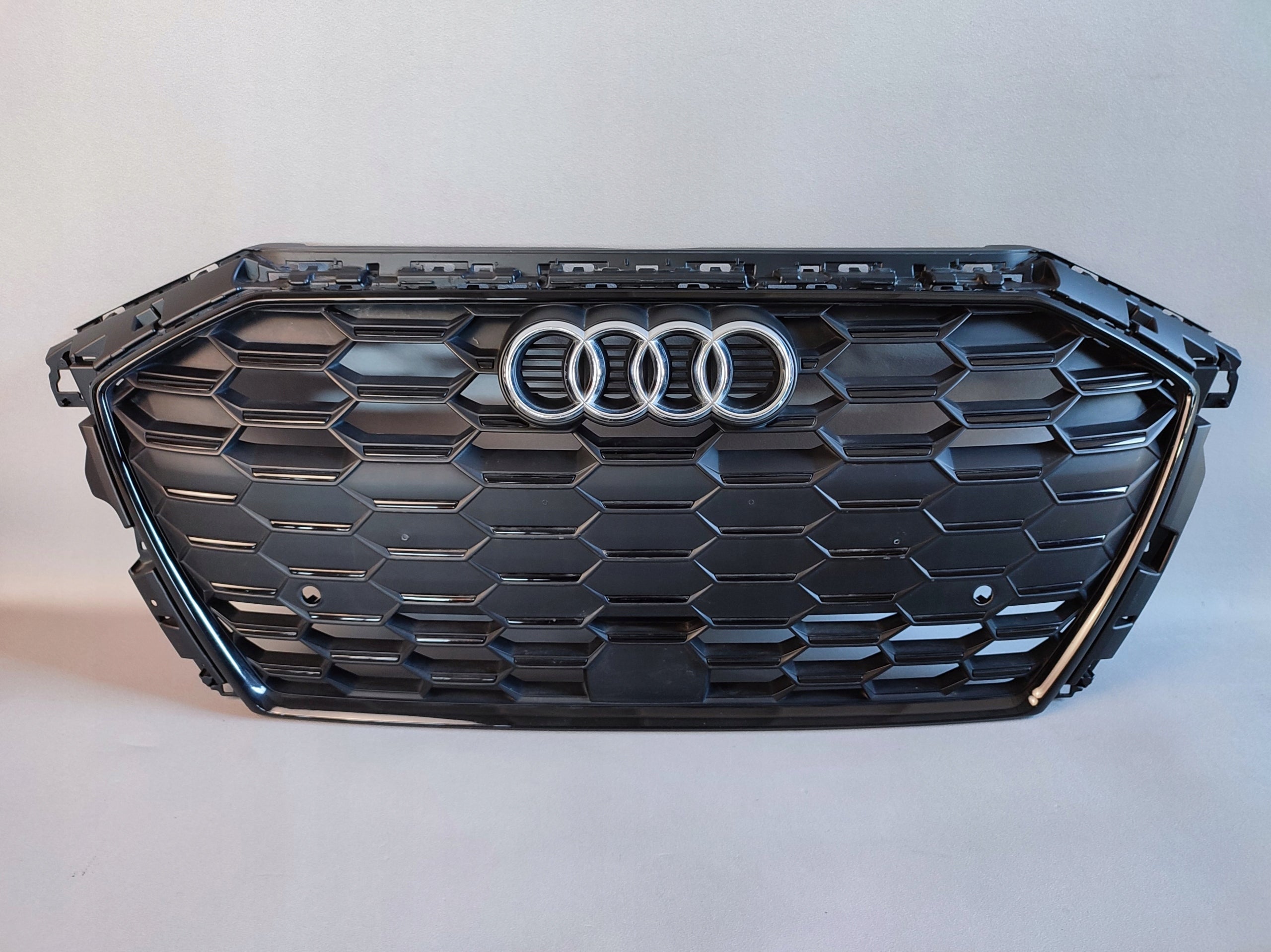  Kühlergrill Audi A3 8Y0 S3 FRONTGRILL 8Y0853651CC Kühlergitter product image