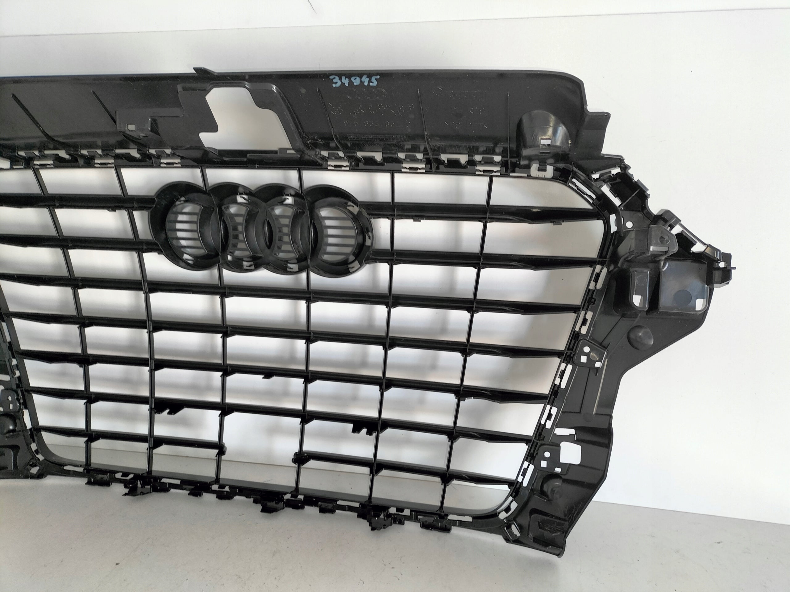 Kühlergrill Audi A3 S3 FRONTGRILL 8V5853651C Kühlergitter