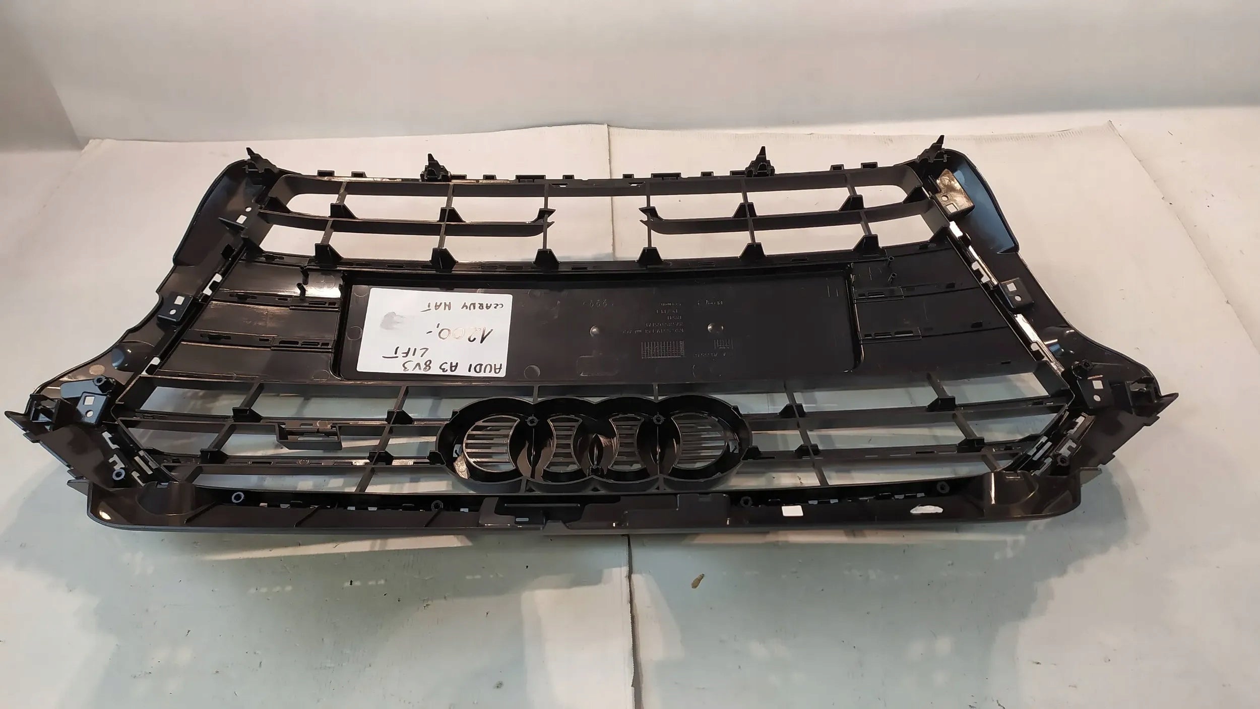 Kühlergrill Audi A3 S3 FRONTGRILL 8V3853651AE Kühlergitter