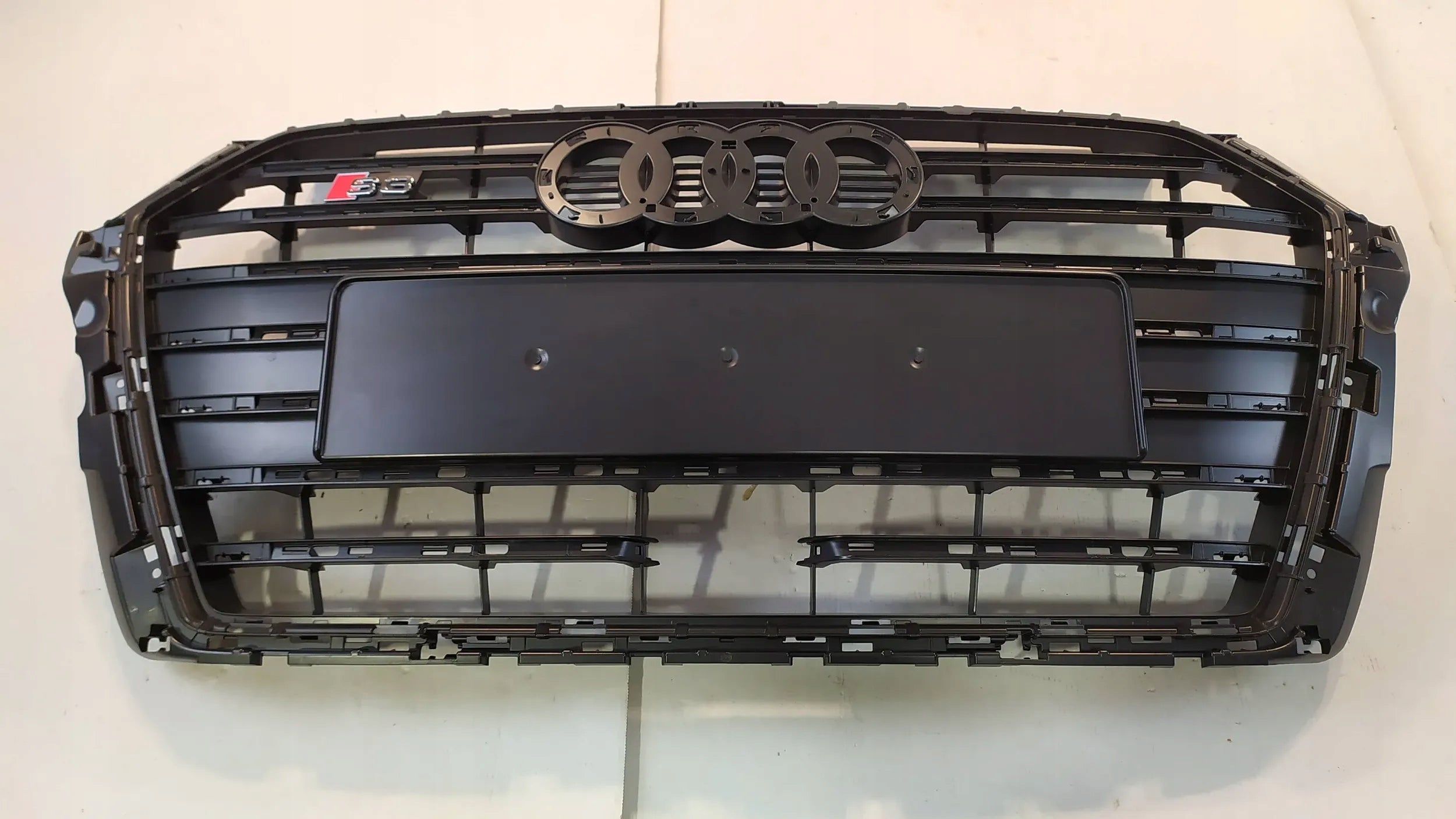 Kühlergrill Audi A3 S3 FRONTGRILL 8V3853651AE Kühlergitter