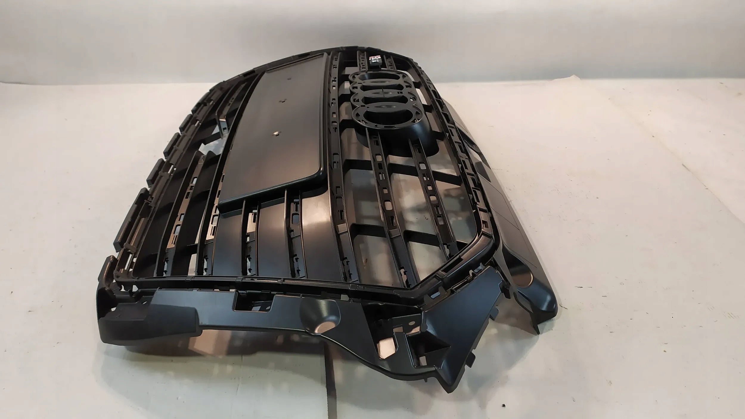 Kühlergrill Audi A3 S3 FRONTGRILL 8V3853651AE Kühlergitter